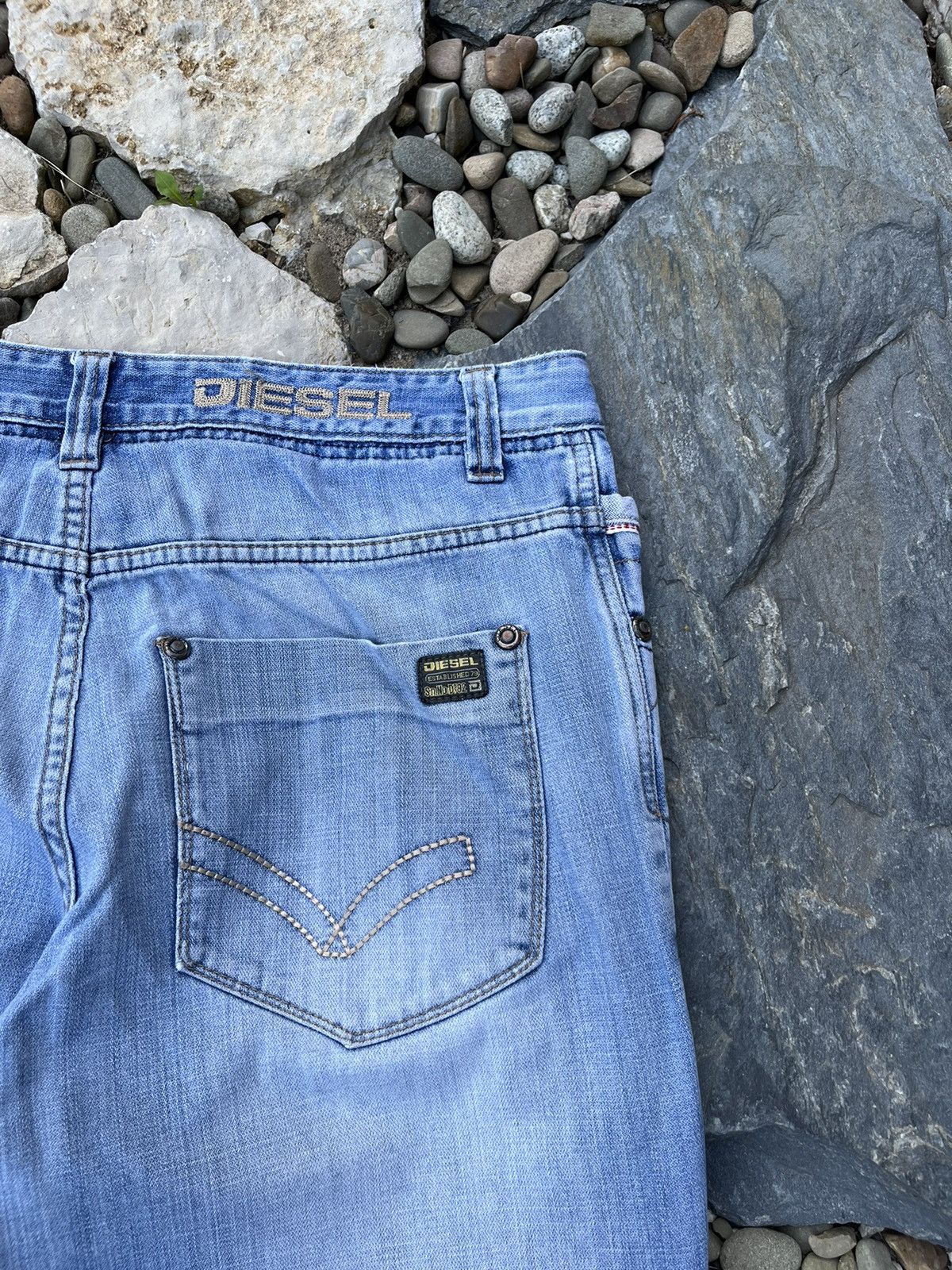 Diesel × Vintage Vintage Diesel freedom y2k baggy distressed thrashed jeans Size US 34 / EU 50 - 19 Thumbnail