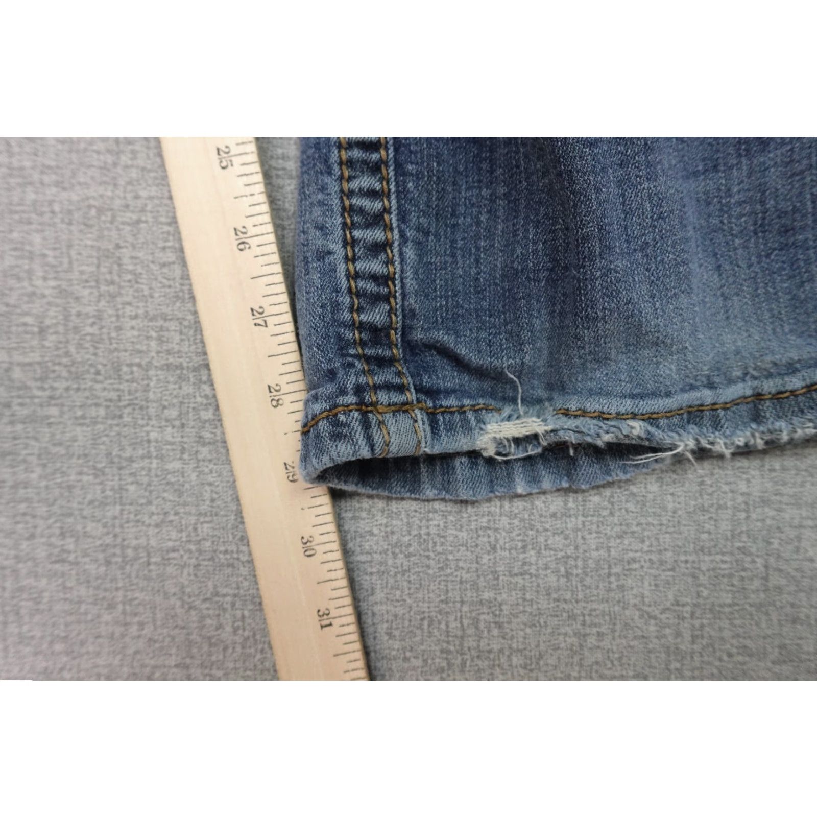 Silver Jeans Co. Silver Jeans Jeans 36x30 Blue Craig EMC Denim Dark Wash Western Stretch Outdoors Men Size 36 Regular 5-Pocket USA Style Straight Size US 36 / EU 52 - 7 Thumbnail