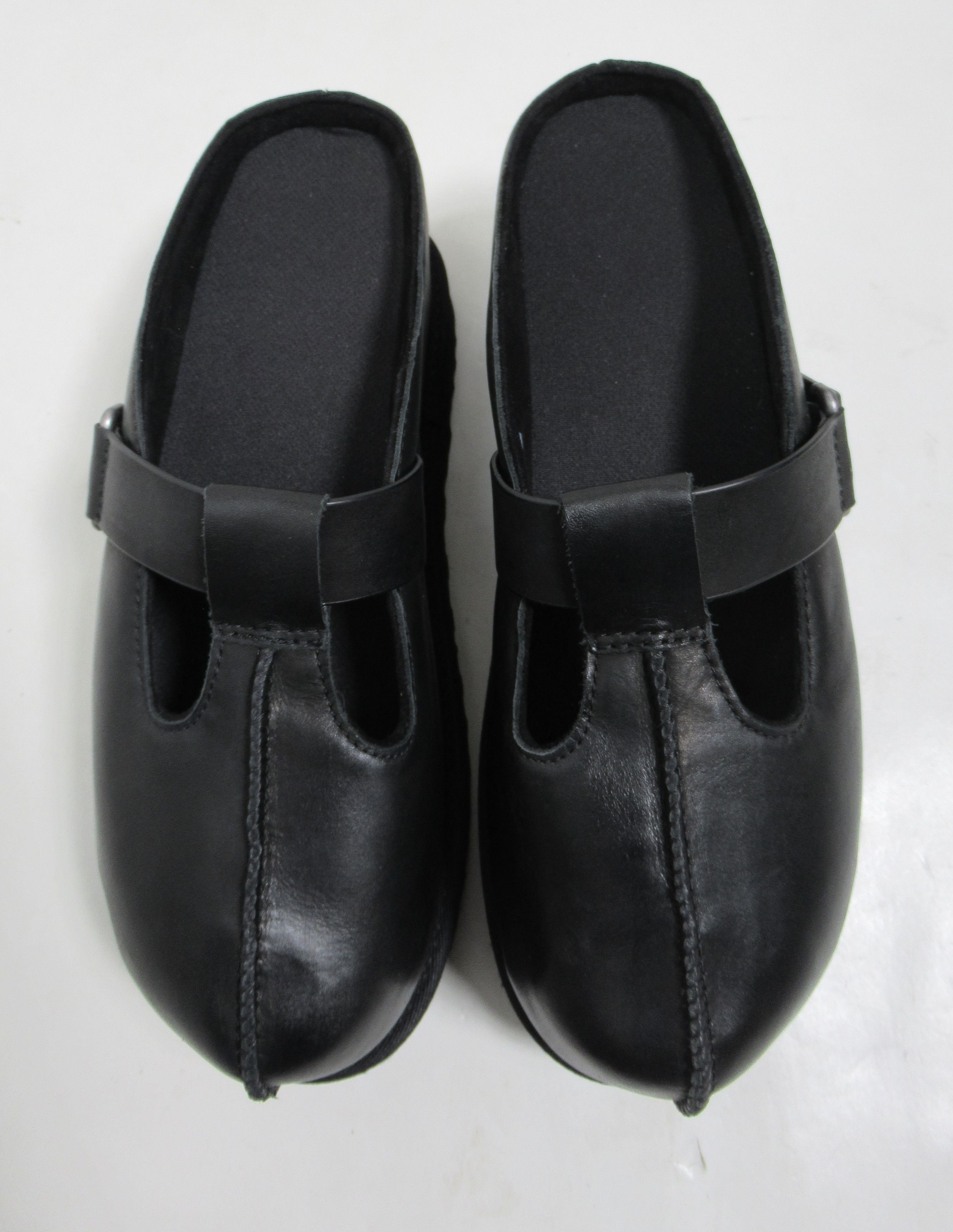 Ugg Ugg Women's Goldenstar Hi Clog Black S/N 1169591 Size 9 US Size US 9 / IT 39 - 3 Thumbnail