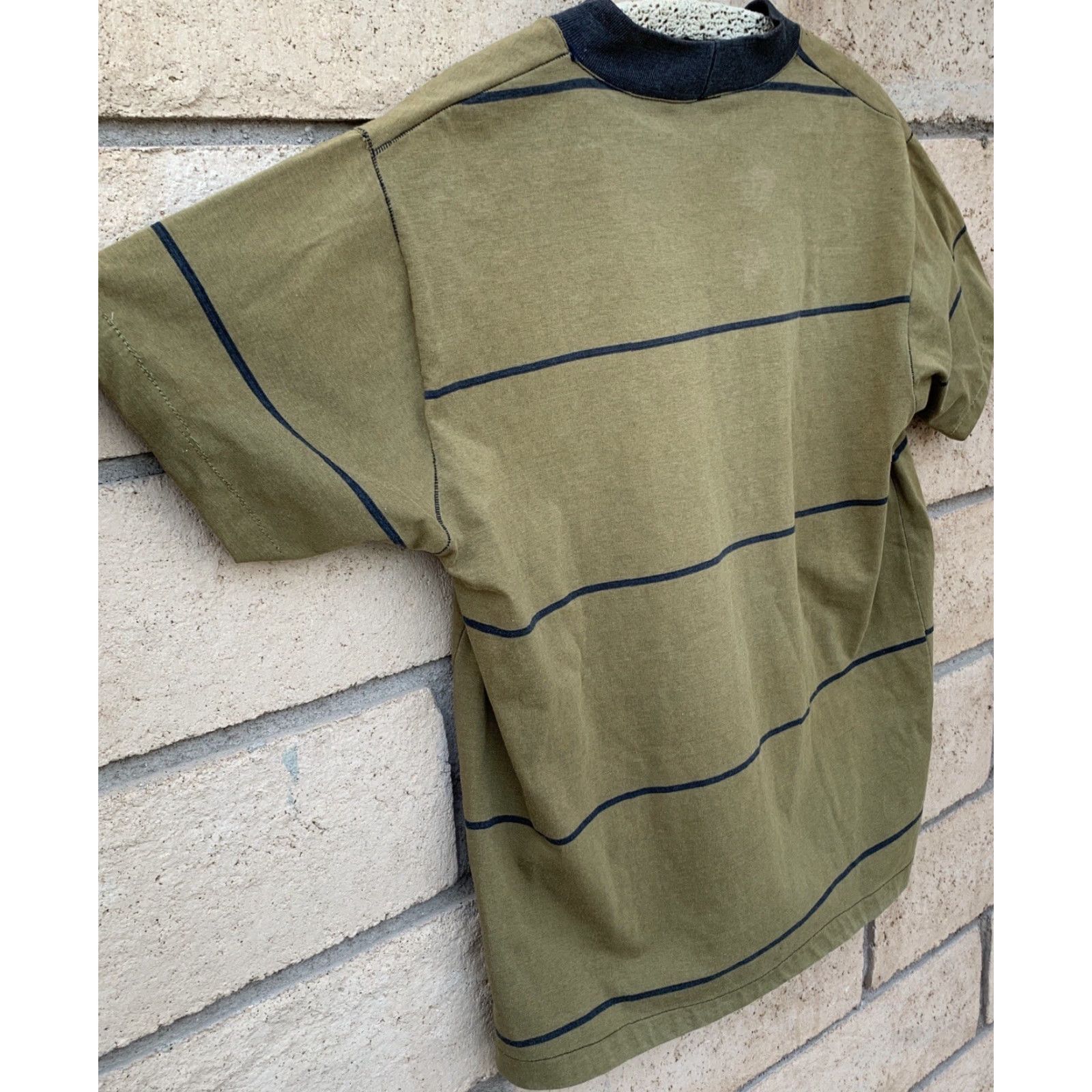 Vintage VINTAGE Striped Tee T Shirt Stripes Fade Single Stitch Size M Green Men T-Shirt Short Sleeve Vintage Yes Mens Size US M / EU 48-50 / 2 - 6 Thumbnail