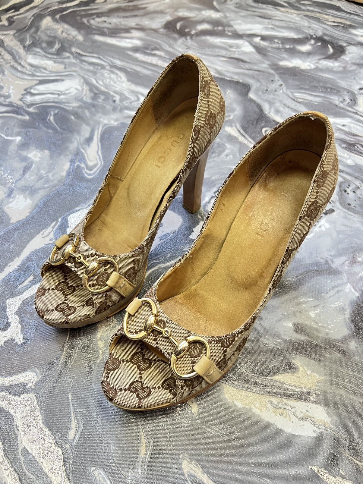 Gucci Vintage Gucci GG Monogram Heels horsebit Size US 9 / IT 39 - 2 Thumbnail