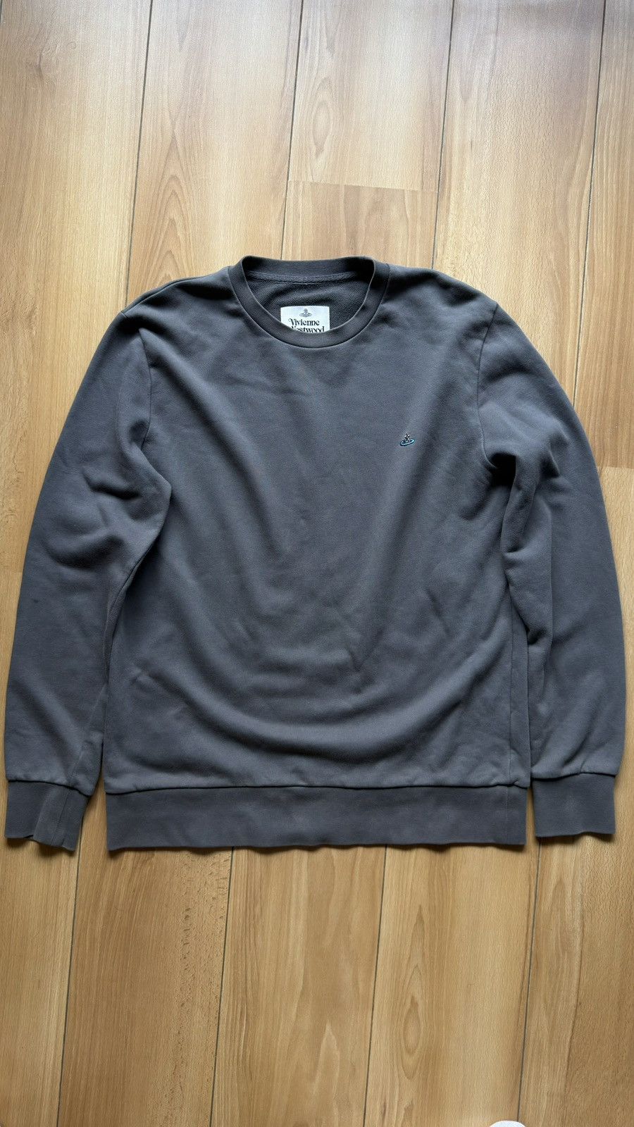 Vivienne Westwood Vivienne Westwood sweatshirt crewneck Size US L / EU 52-54 / 3 - 1 Thumbnail