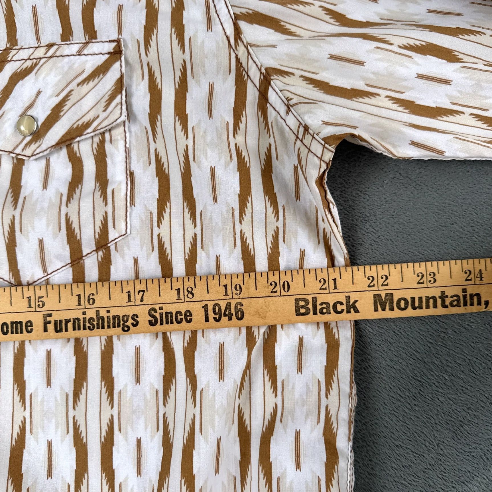 Vintage Gibson Shirt Mens Medium Pearl Snap White Brown Aztec Geometric Rockabilly Rodeo Size US M / EU 48-50 / 2 - 7 Thumbnail