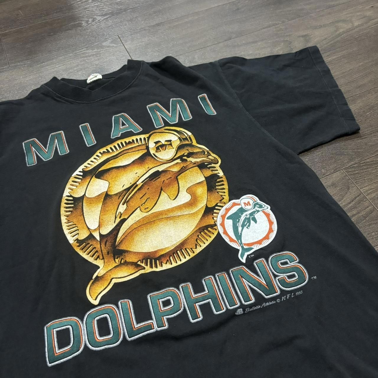 Designer Vintage Miami dolphins t shirt 1993 M Size US M / EU 48-50 / 2 - 1 Thumbnail