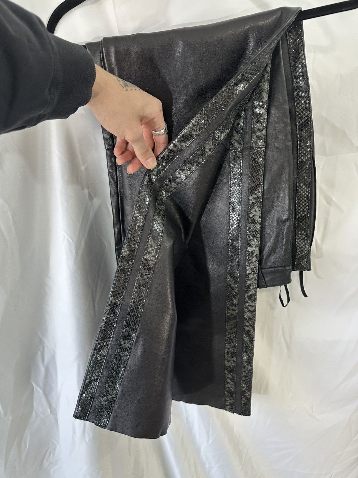 Off-White Off White Leather Snakeskin Pants Size US 42 / EU 58 - 5 Thumbnail