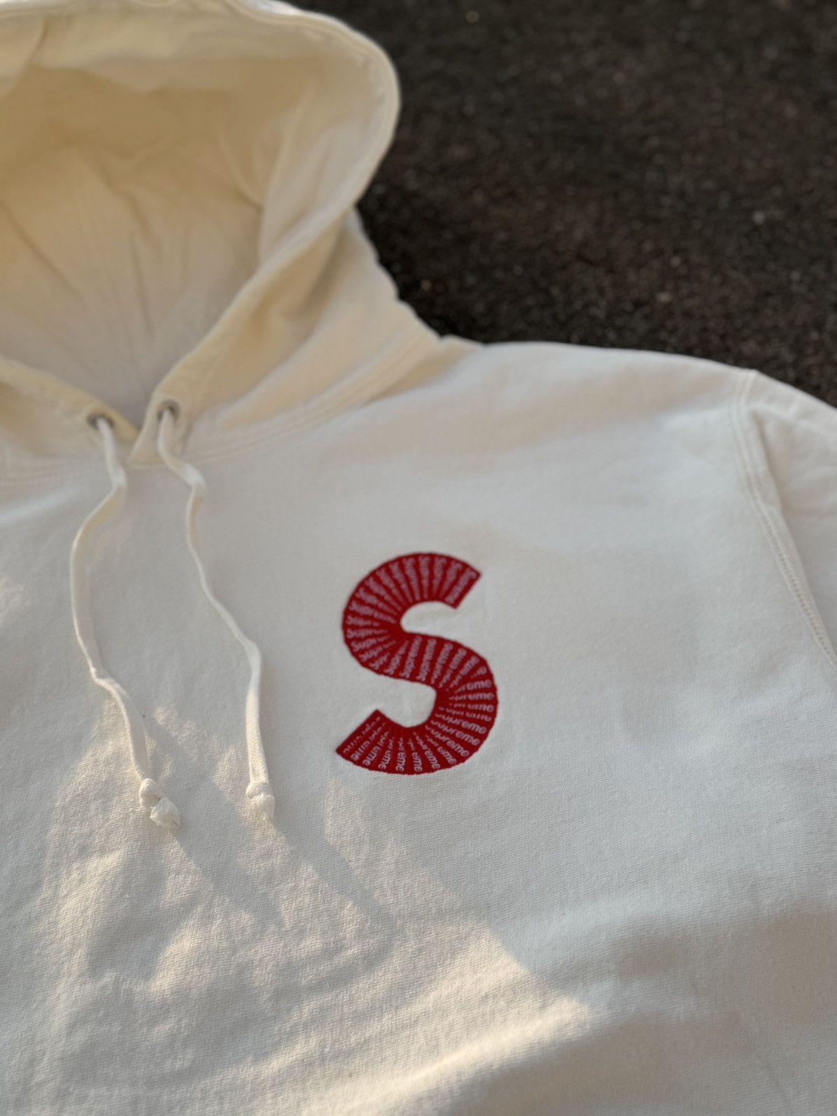 Supreme white Supreme S Logo Hooded Sweatshirt Size US XL / EU 56 / 4 - 3 Thumbnail