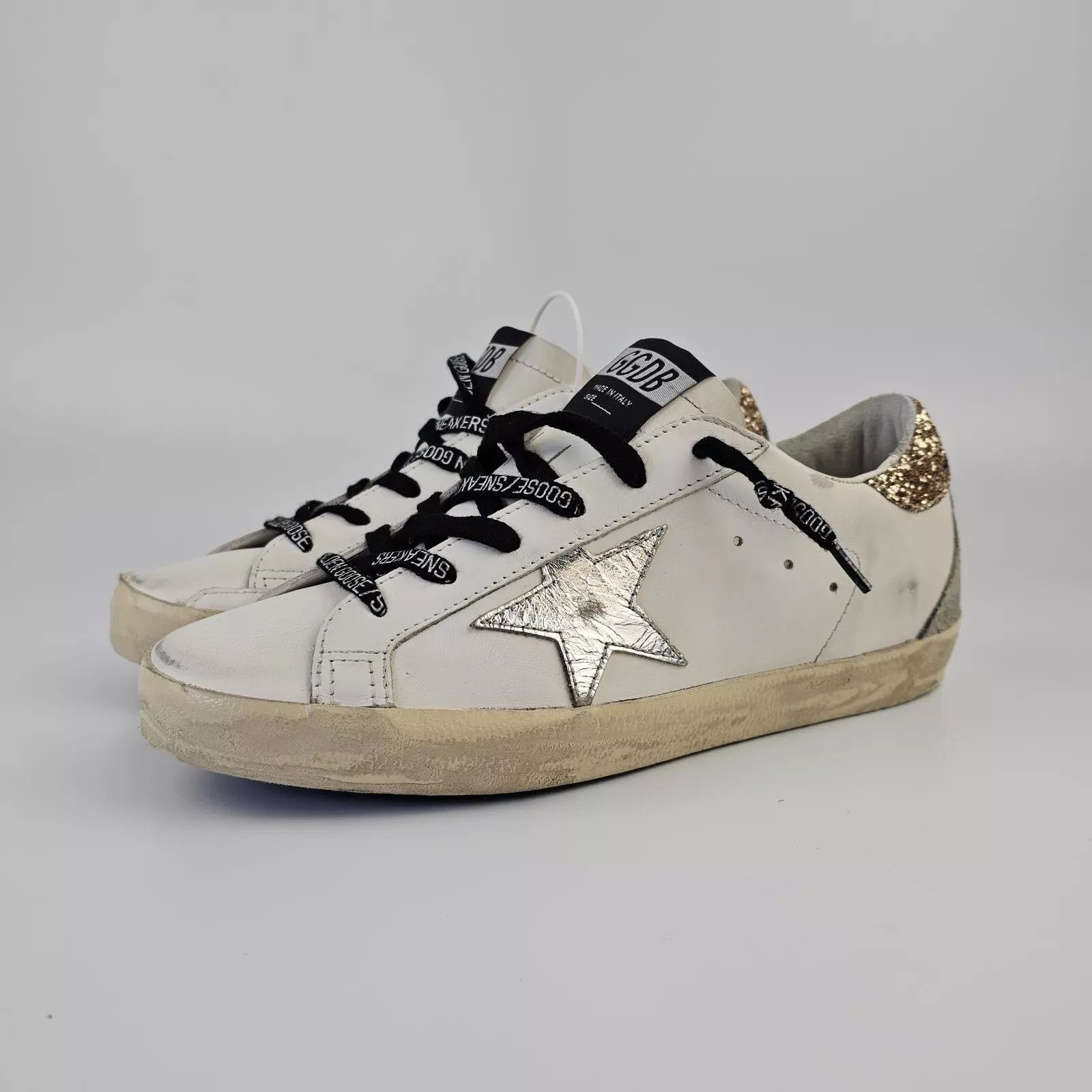 GOLDEN GOOSE Super-Star Wmn's Wht/Slv Glitter Sneakers