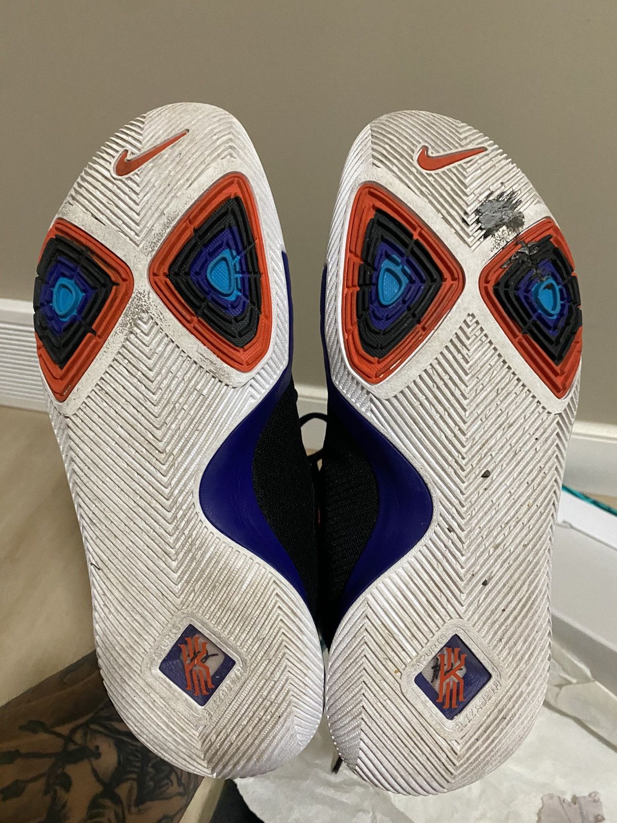 Nike Kyrie 3 Kyrache Light Size US 10.5 / EU 43-44 - 6 Thumbnail