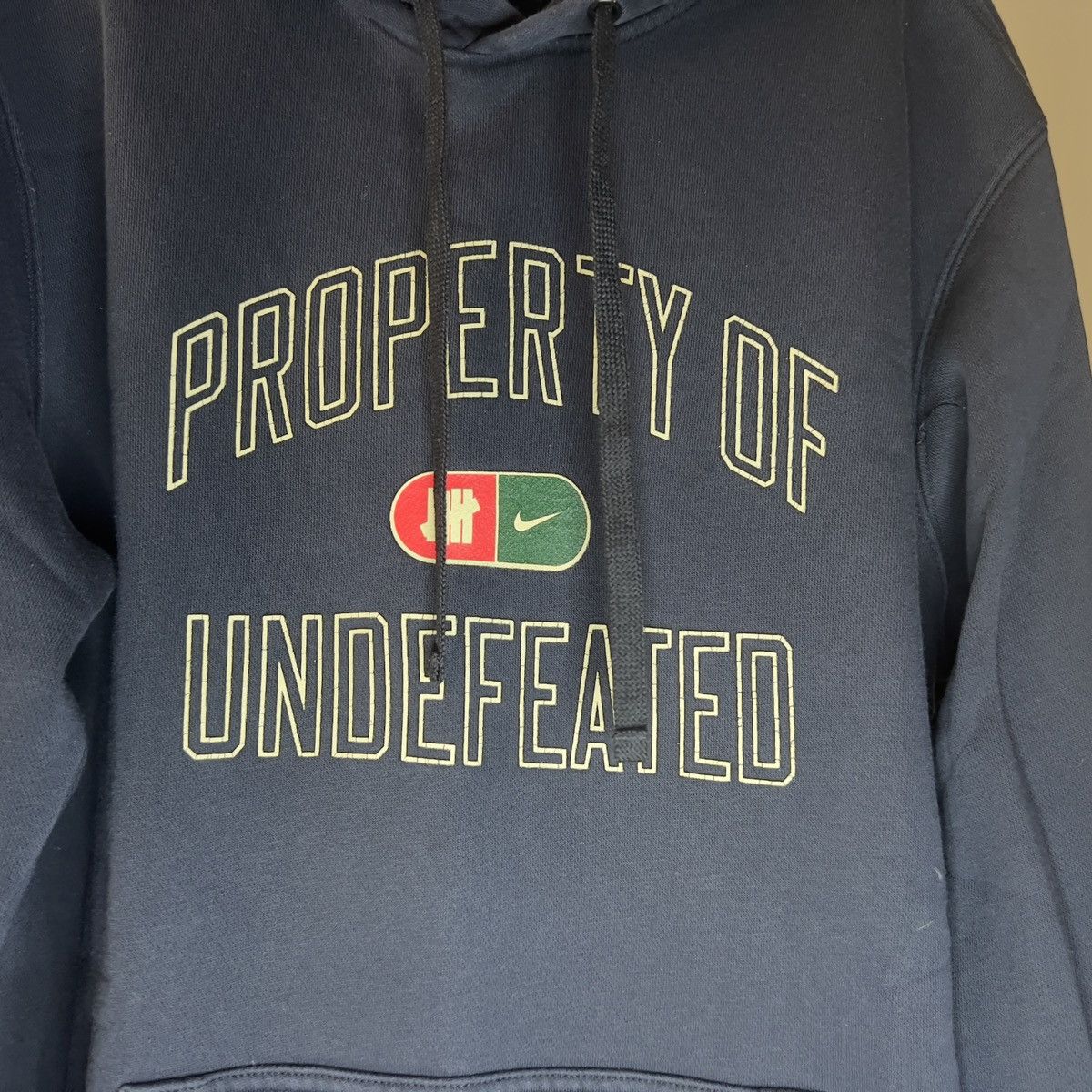 NIKE X UNDEFEATED PULLOVER HOODIE