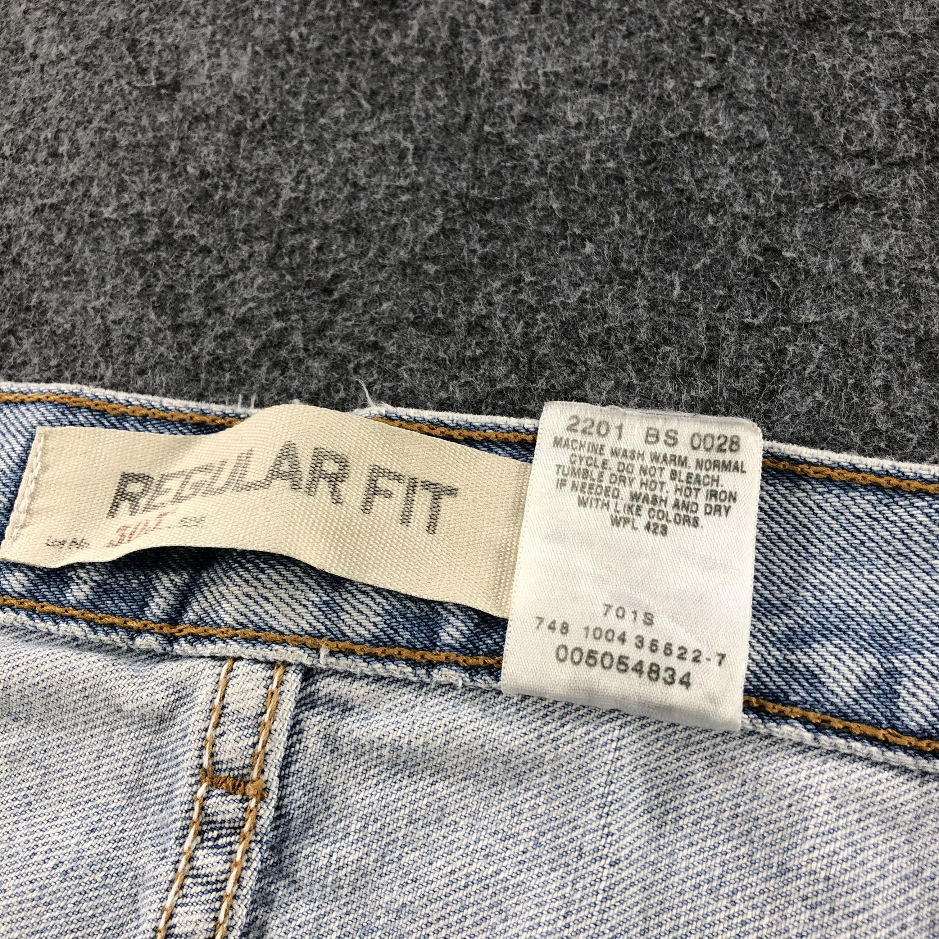 Levi's Vintage Light Wash Levis 505 Jeans-J1238 Size US 31 - 11 Thumbnail