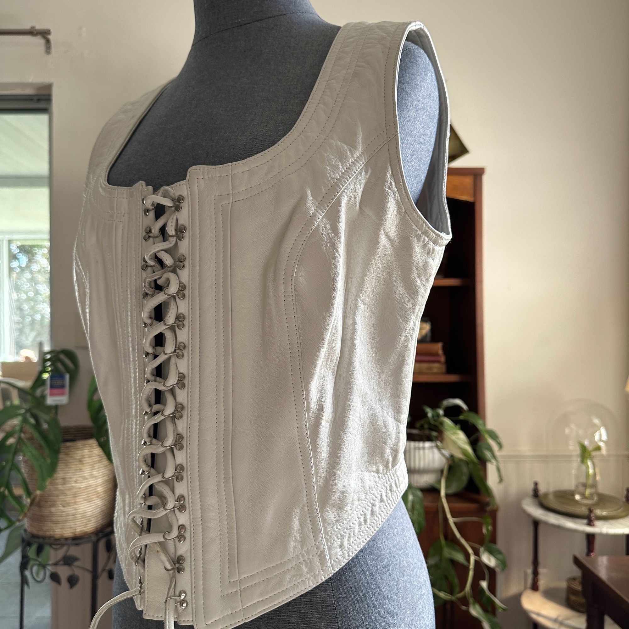 Tannery West Tannery West White Leather Lace Up Vest 1990s Size L / US 10 / IT 46 - 3 Thumbnail
