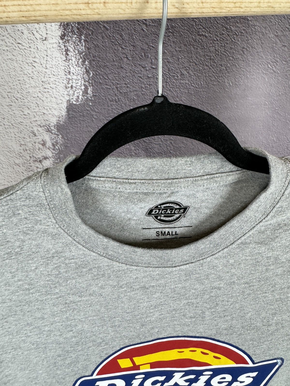 Dickies × Vintage Dickies vintage big logo grey tee shirt Size US S / EU 44-46 / 1 - 6 Thumbnail