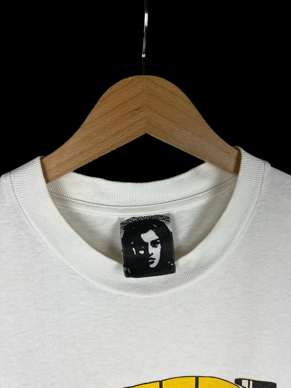 Hysteric Glamour Vintage 90s Hysteric Glamour Skate Tshirt Size US S / EU 44-46 / 1 - 5 Thumbnail