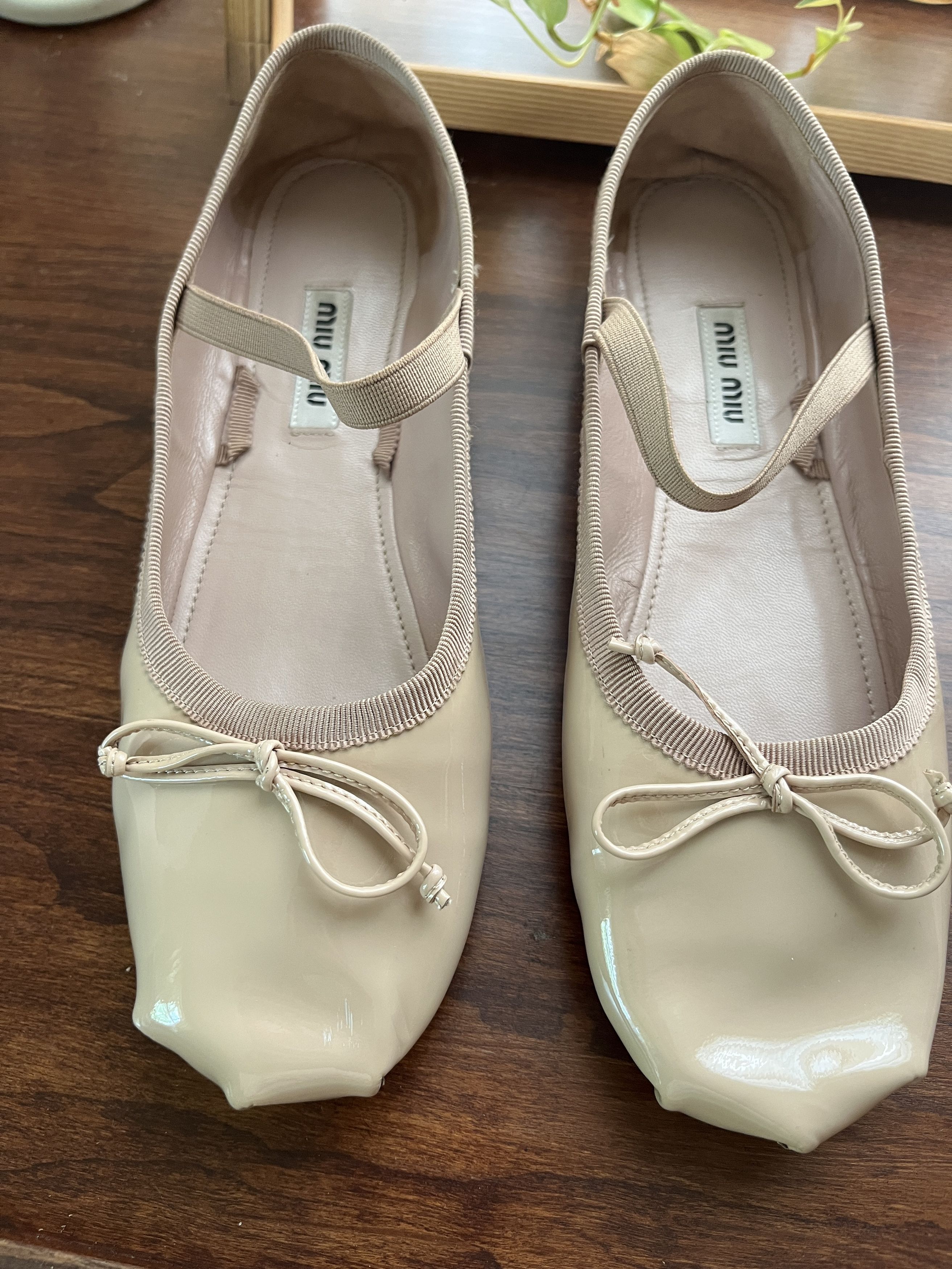 Miu Miu Miu Miu ballet flats patent leather beige size 35 Size US 5 / IT 35 - 2 Thumbnail