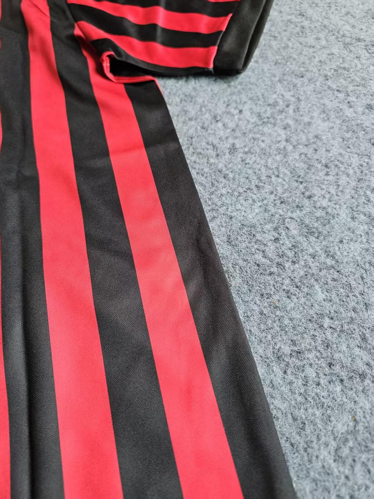 Other 1999 2000 AC Milan Jersey Home S Size US S / EU 44-46 / 1 - 2 Thumbnail