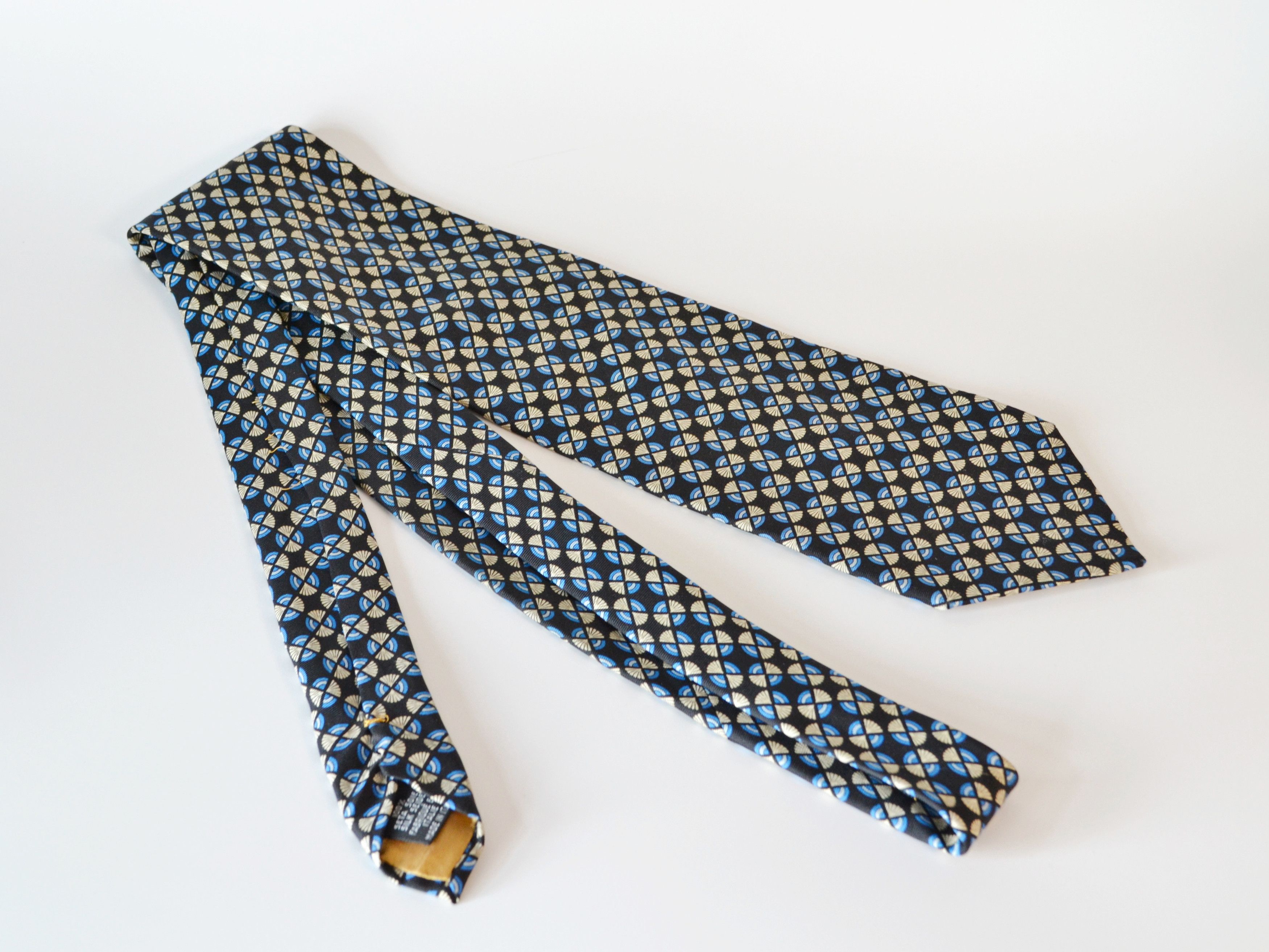 Yves Saint Laurent Yves Saint Laurent Men's Geometric Pattern Silk Neck Tie Size ONE SIZE - 3 Thumbnail