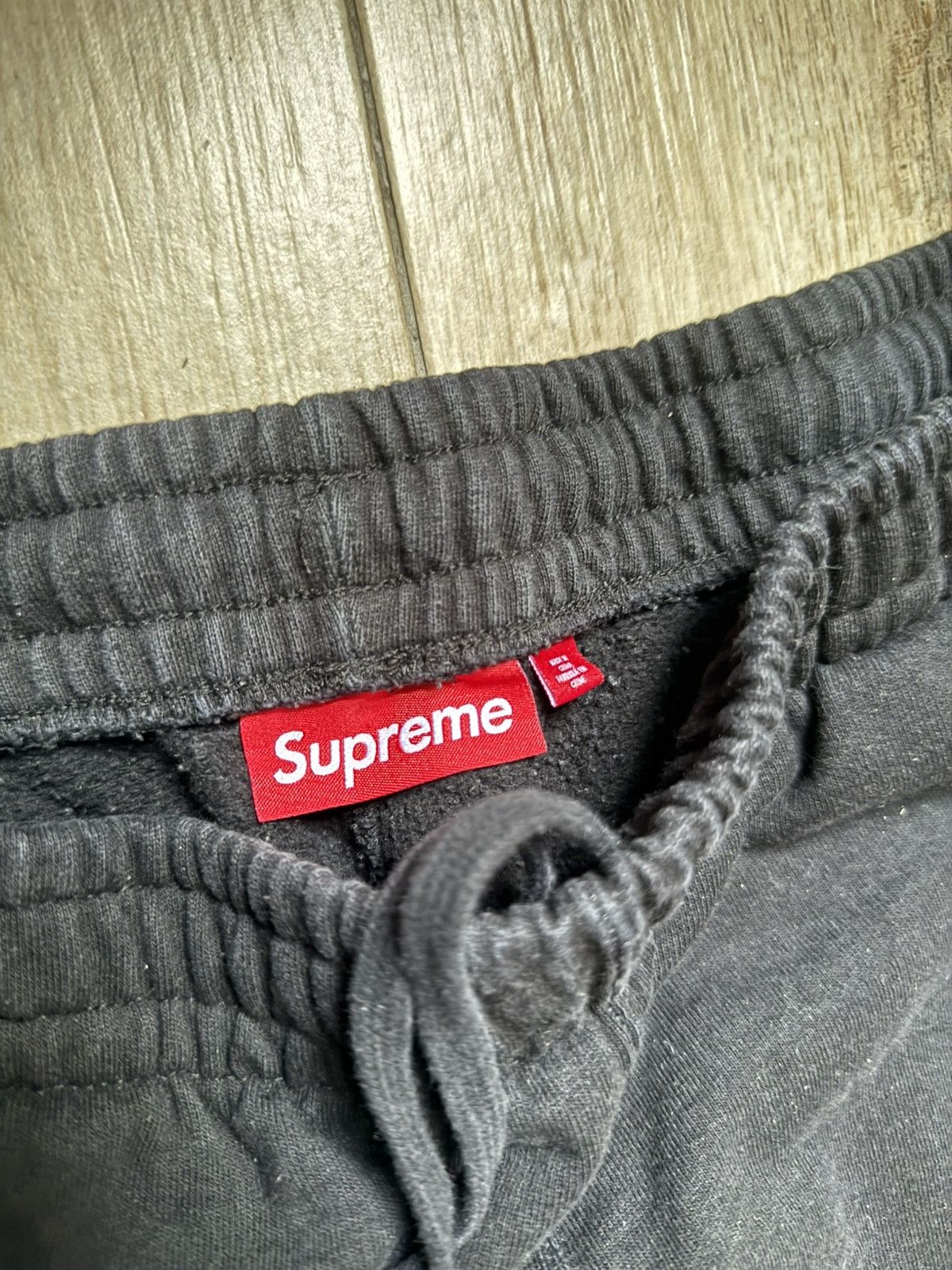 Supreme Supreme Contrast Cut Out Sweatpants Size US 30 / EU 46 - 4 Thumbnail