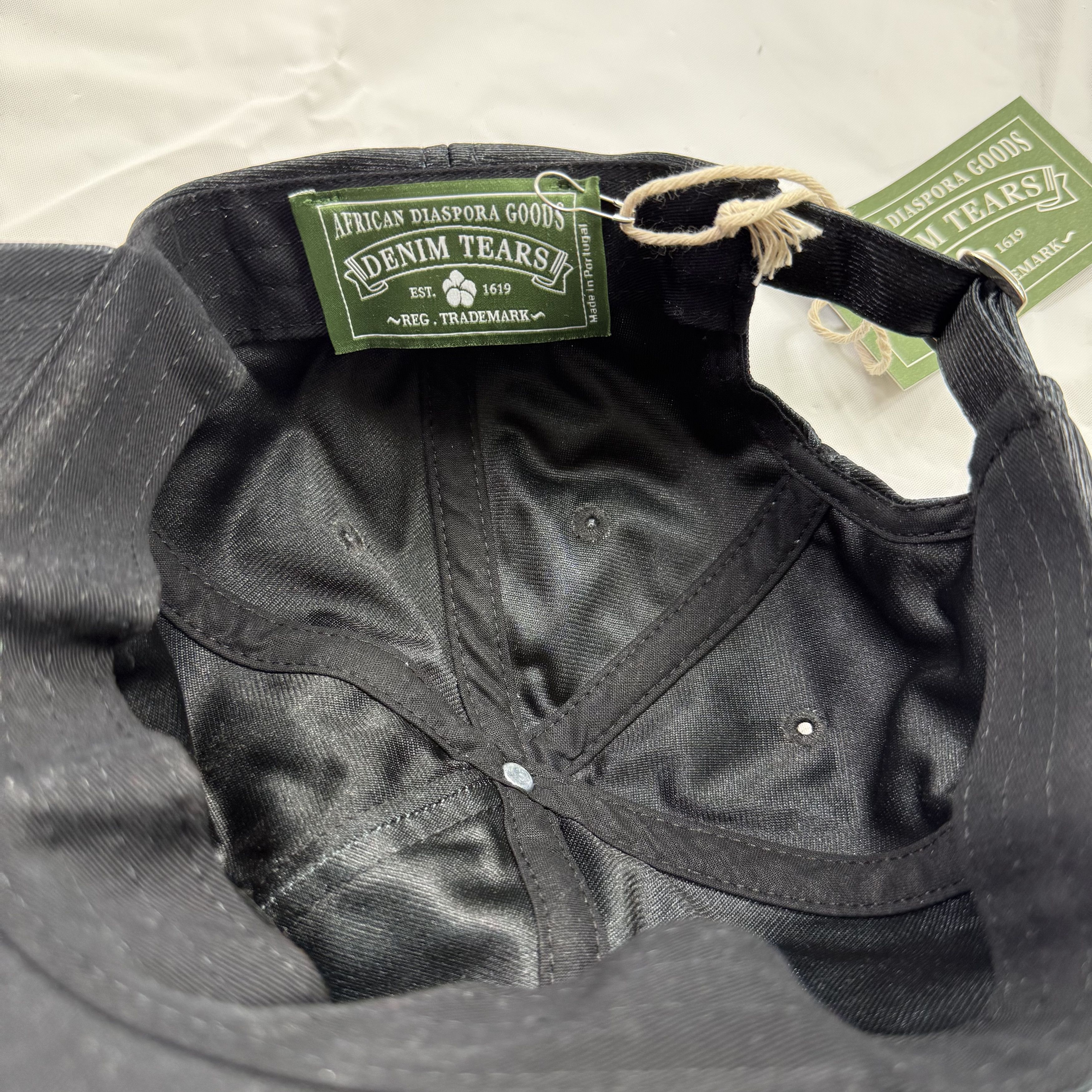 DENIM TEARS Denim Tears Black Embroidered D Logo Baseball Cap Hat Size ONE SIZE - 6 Thumbnail