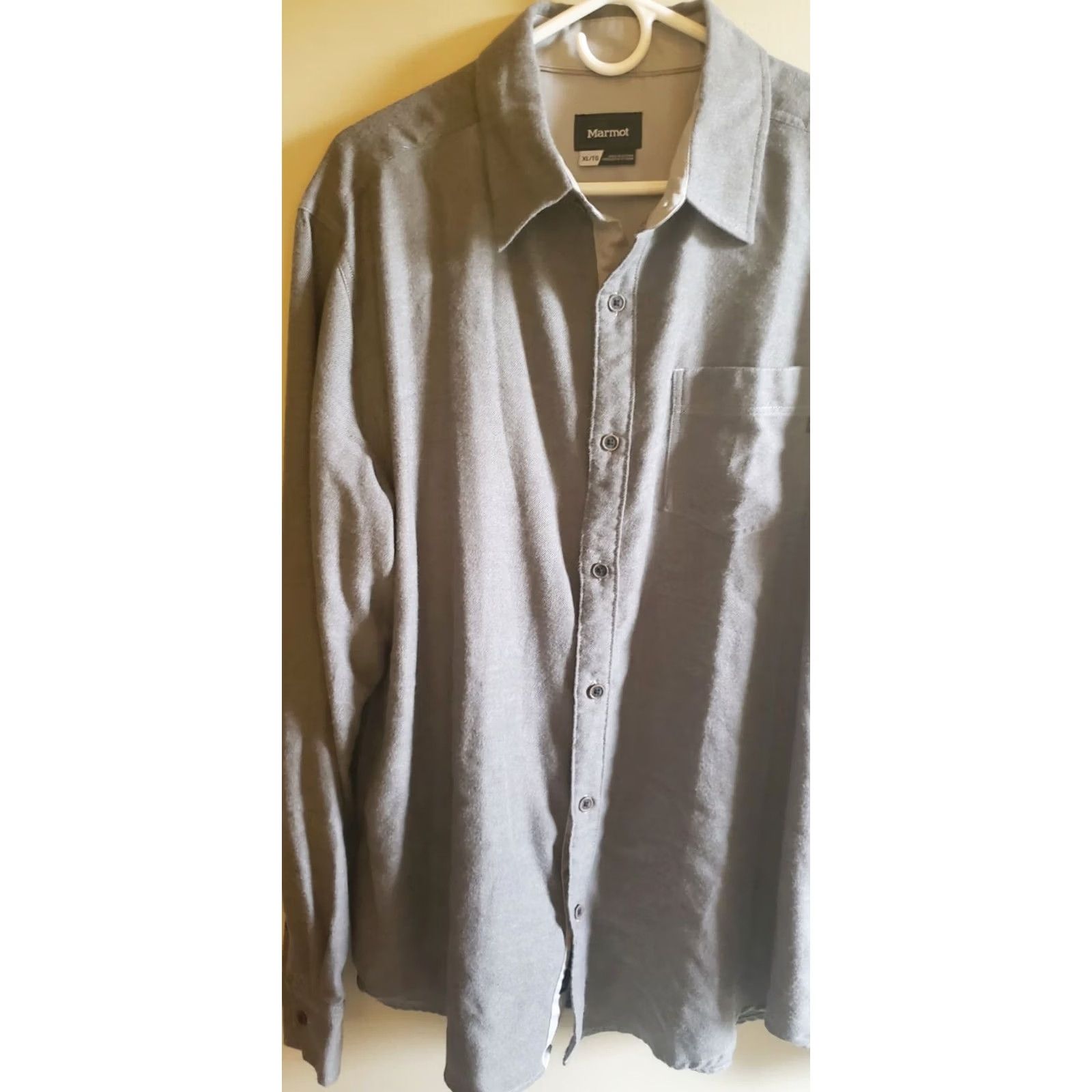 Marmot MARMOT Shirt Button Up Hiking Roll Tab Long Sleeve Gray Heather XL Mens Size US XL / EU 56 / 4 - 3 Thumbnail