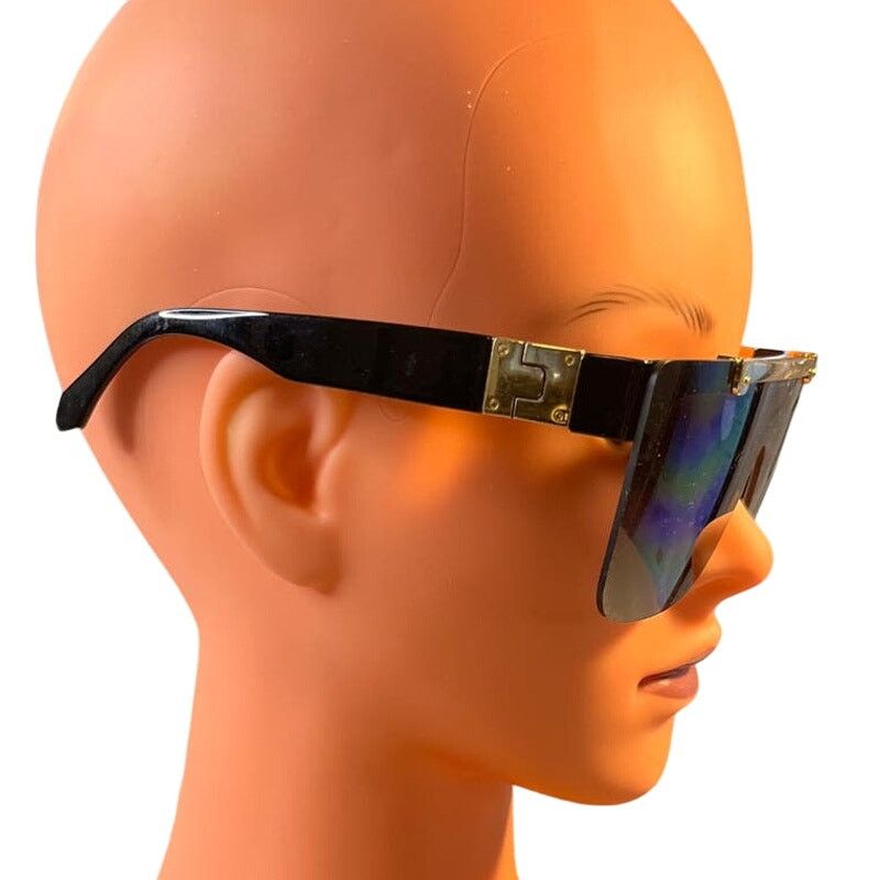 Other Zero UV Black Flip sunglasses with gold accents Size ONE SIZE - 2 Thumbnail