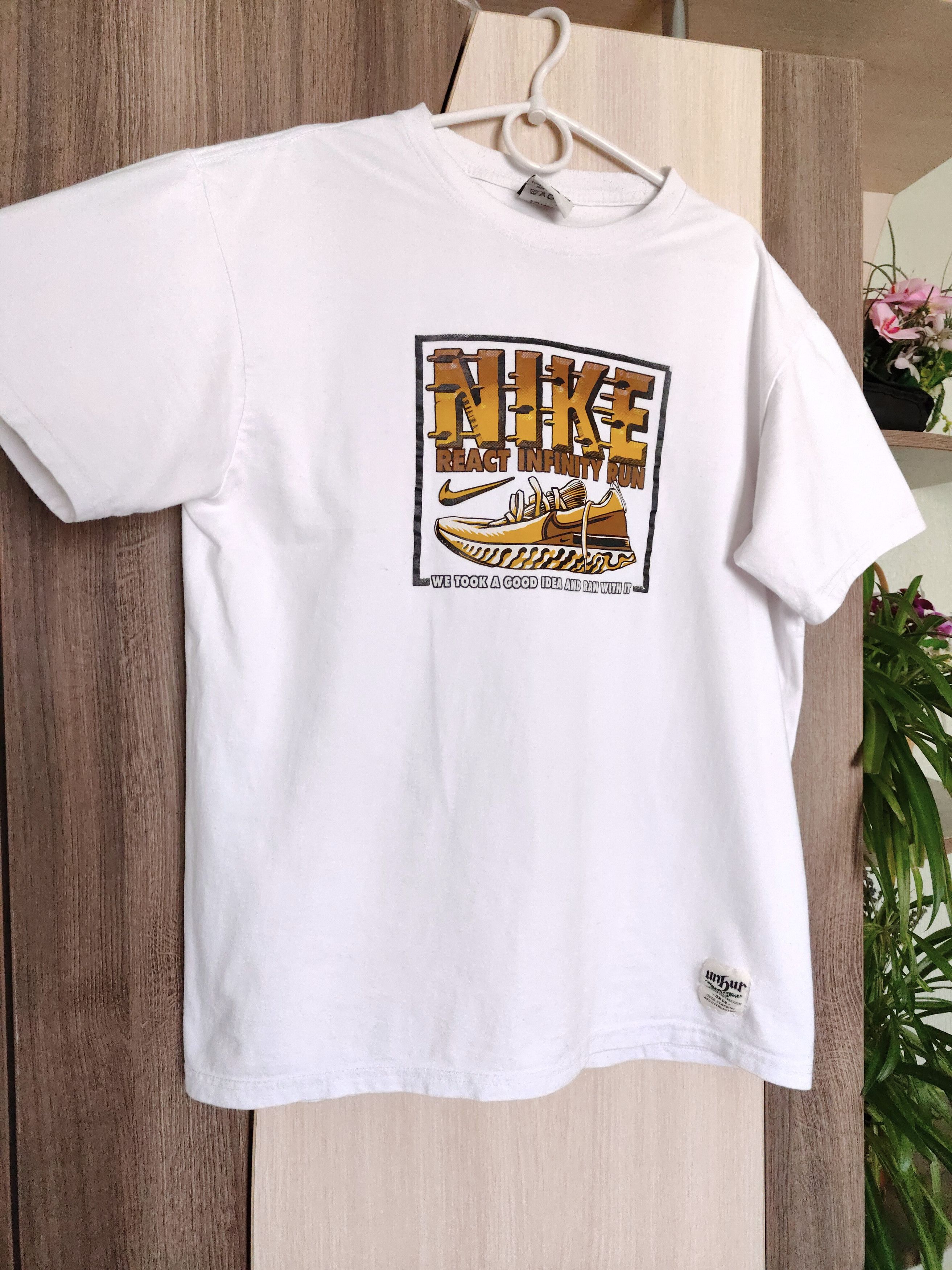 Nike Vintage Nike React T-shirt Custom Nike Unhur 1968 t shirts Size US L / EU 52-54 / 3 - 8 Thumbnail