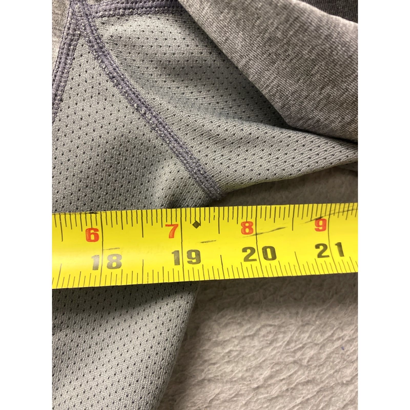 Nike Nike Pro Combat Dri-FIT Mens T-Shirt Size M Gray Black Fitted C5 / 82-89 Size US M / EU 48-50 / 2 - 5 Thumbnail