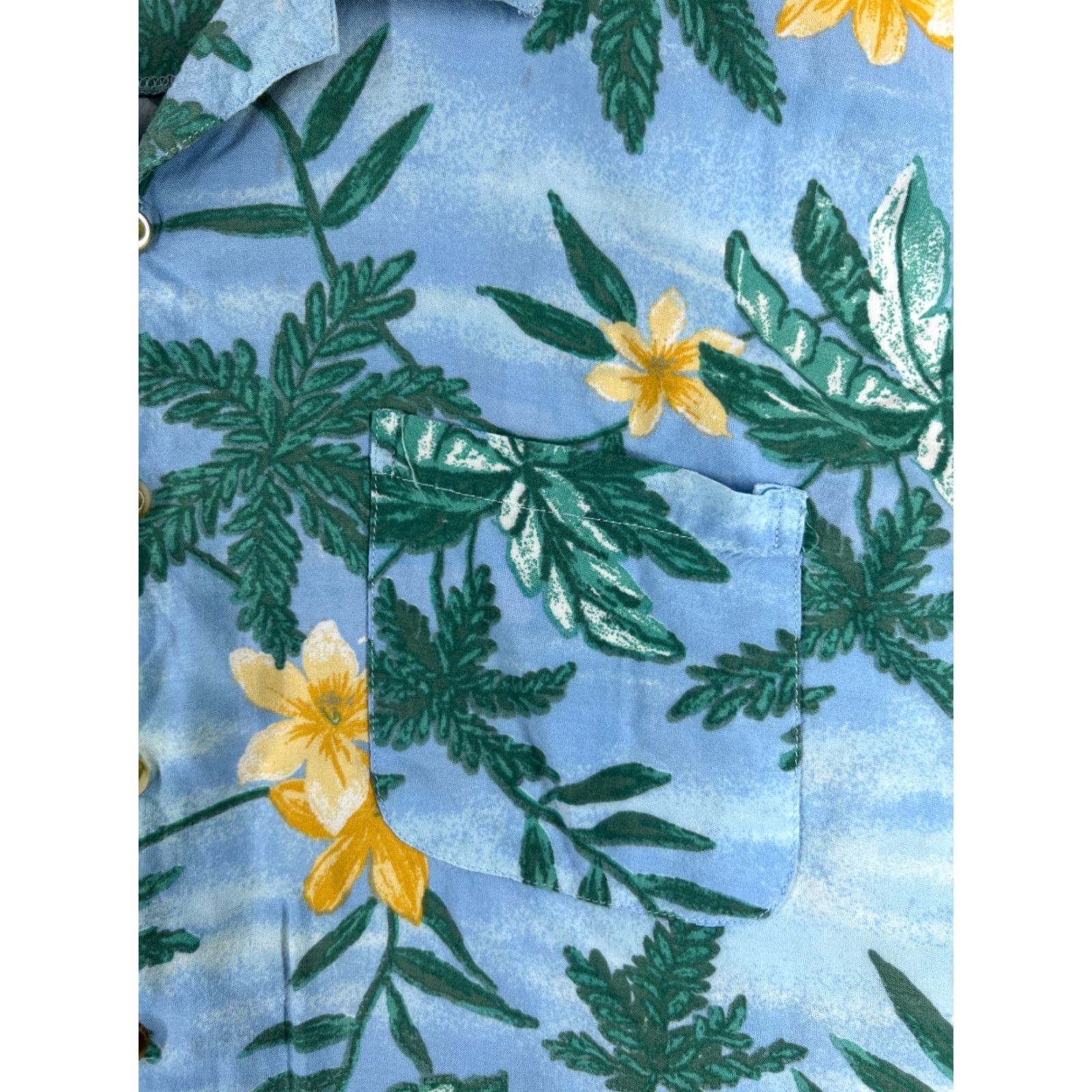 Paradise Paradise Blue Shirt Men 2XL Floral Hawaiian Button-Up Blue Green 100% Rayon All Seasons Lightweight Short Sleeve Casual Beach Pattern Vintage: No Size US XXL / EU 58 / 5 - 6 Thumbnail