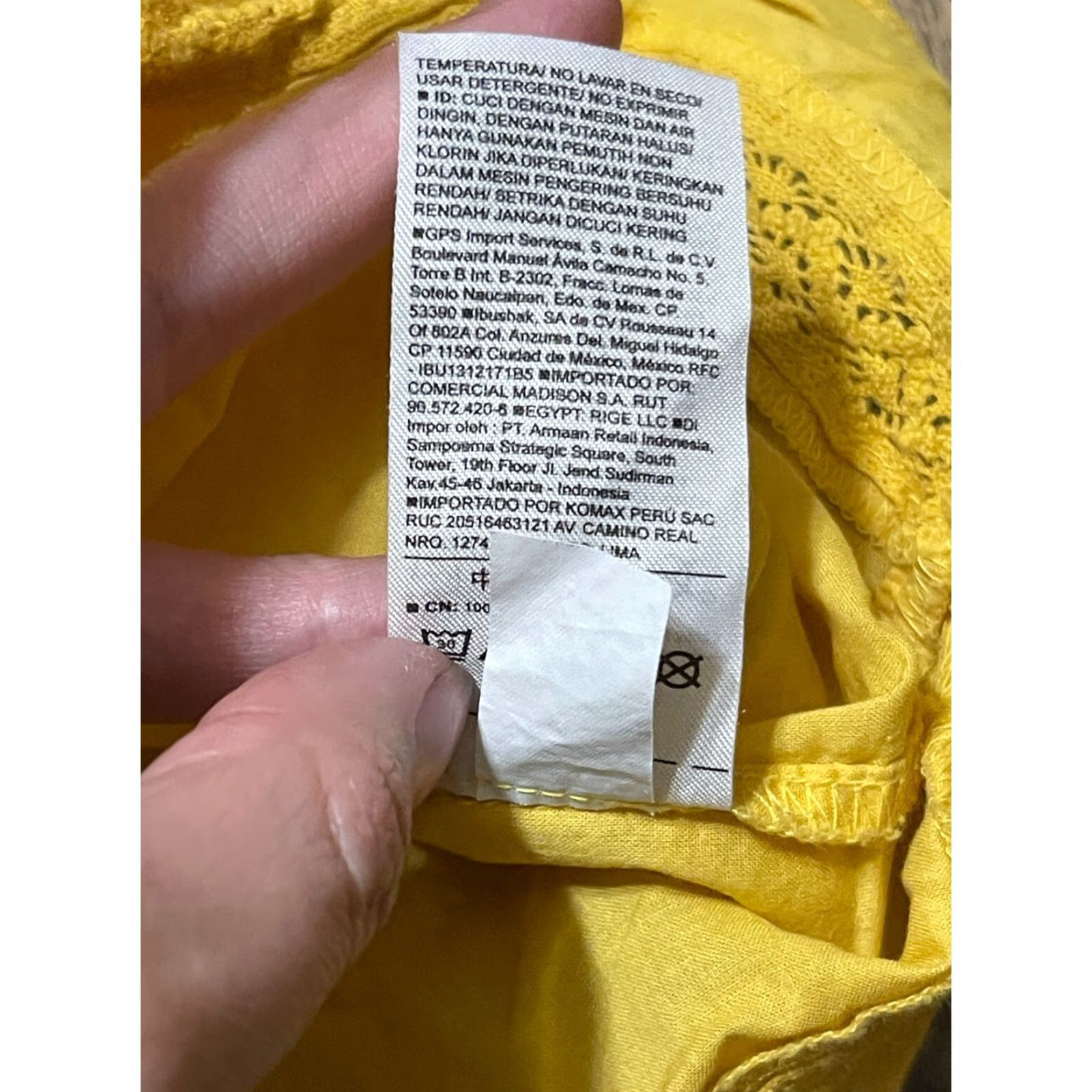 Old Navy Old Navy Tank Top Womens Large Yellow Ruffled Sleeve Tank Shirt Size L / US 10 / IT 46 - 7 Thumbnail