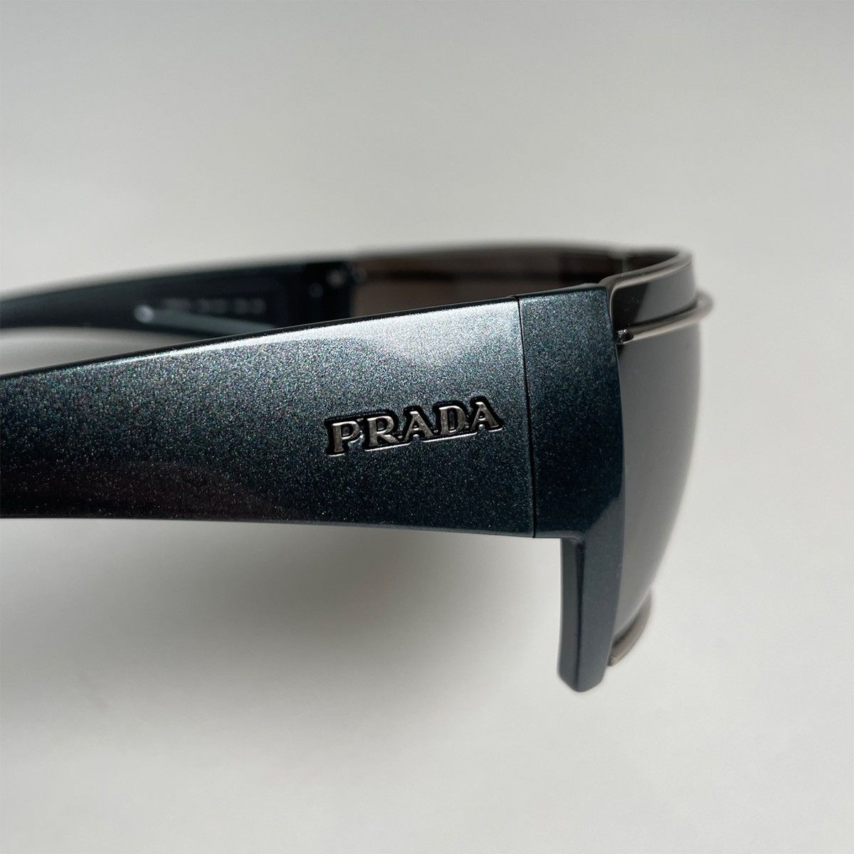 Prada PRADA 80’s Silver Mask Sunglasses Size ONE SIZE - 4 Thumbnail