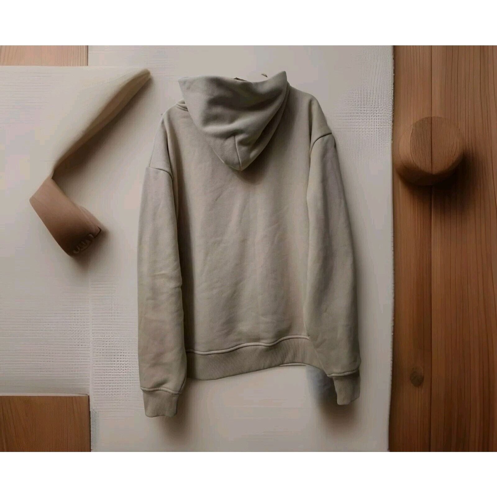Vintage Shaka Wear Hoodie Heavyweight Cotton Essentials Oatmeal Size US XL / EU 56 / 4 - 7 Thumbnail