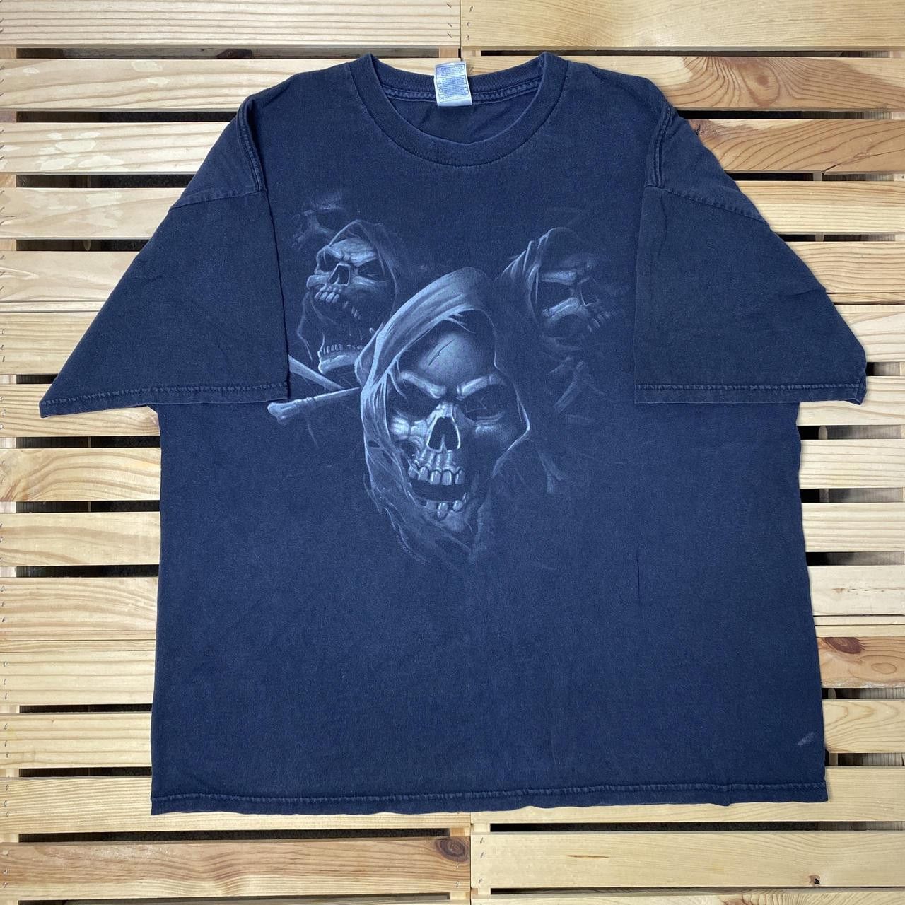 Other Vintage Skull & Crossbones Faded Black Y2K Tee Size 2XL Size US XXL / EU 58 / 5 - 1 Thumbnail