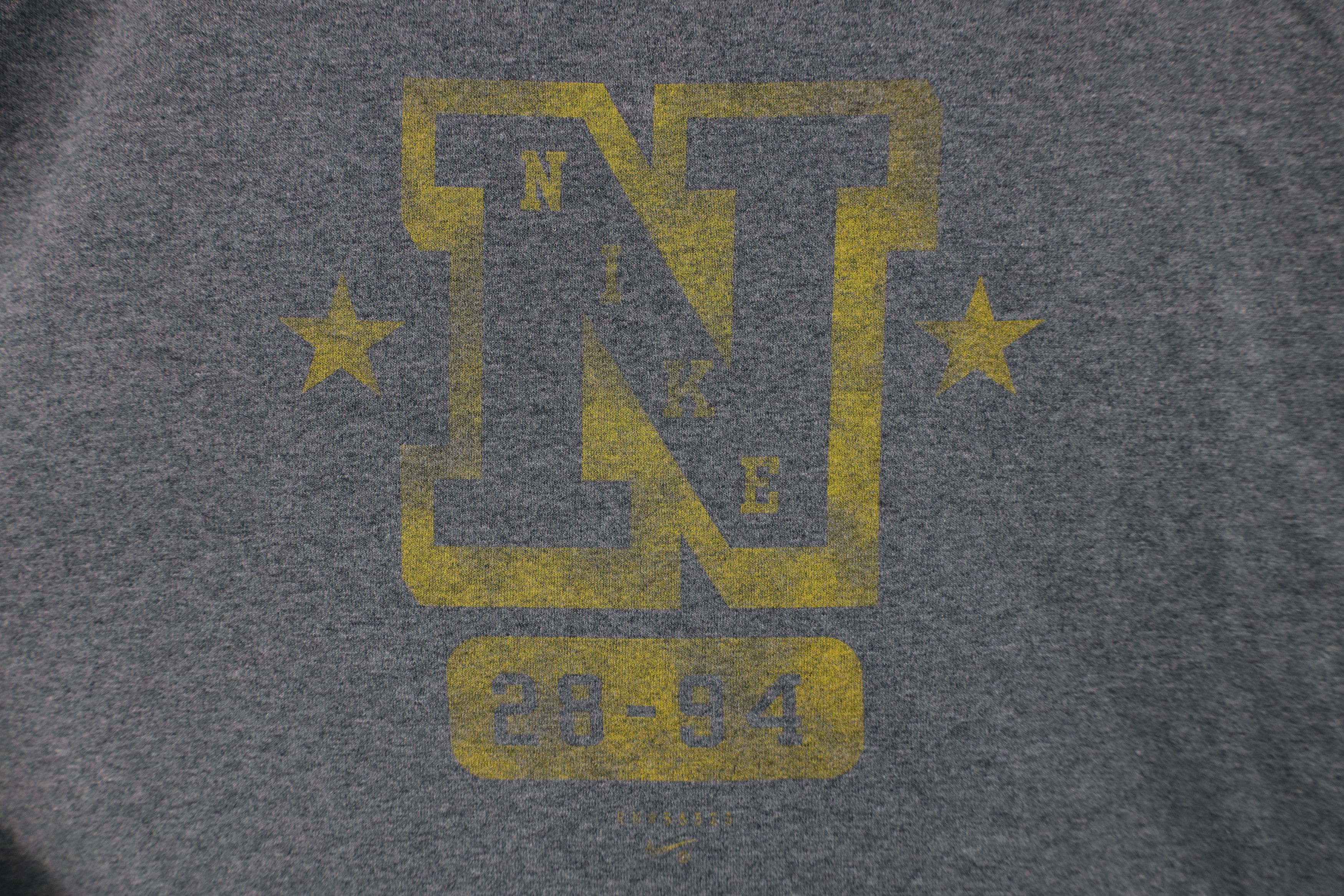 Nike × Vintage Vintage 90s Y2K Nike Scott Center Swoosh Stencil T-Shirt Size US XL / EU 56 / 4 - 4 Thumbnail