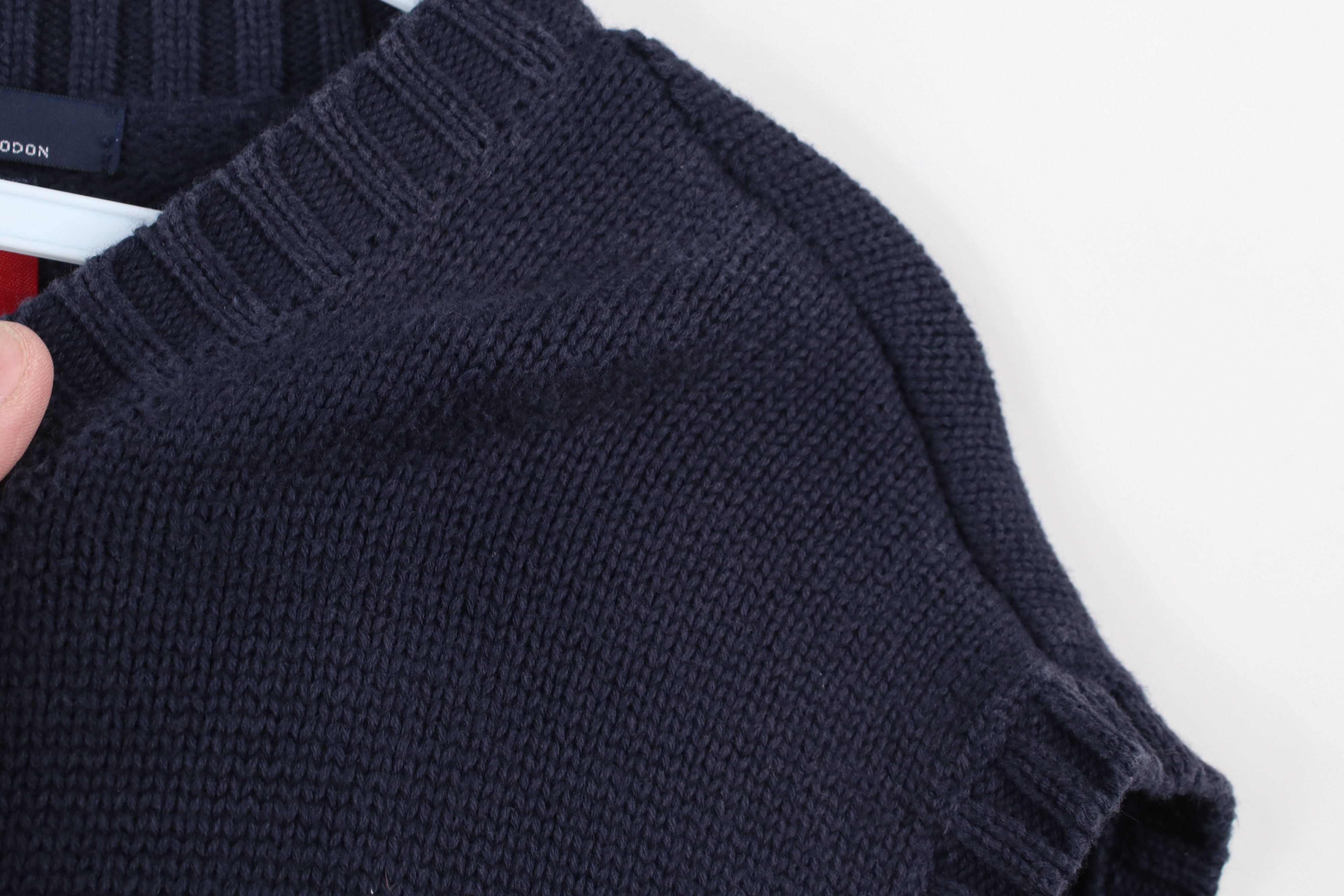 Tommy Hilfiger × Vintage Vintage 90s Tommy Hilfiger Crest Cotton Knit Sweater Vest Size US XL / EU 56 / 4 - 6 Thumbnail