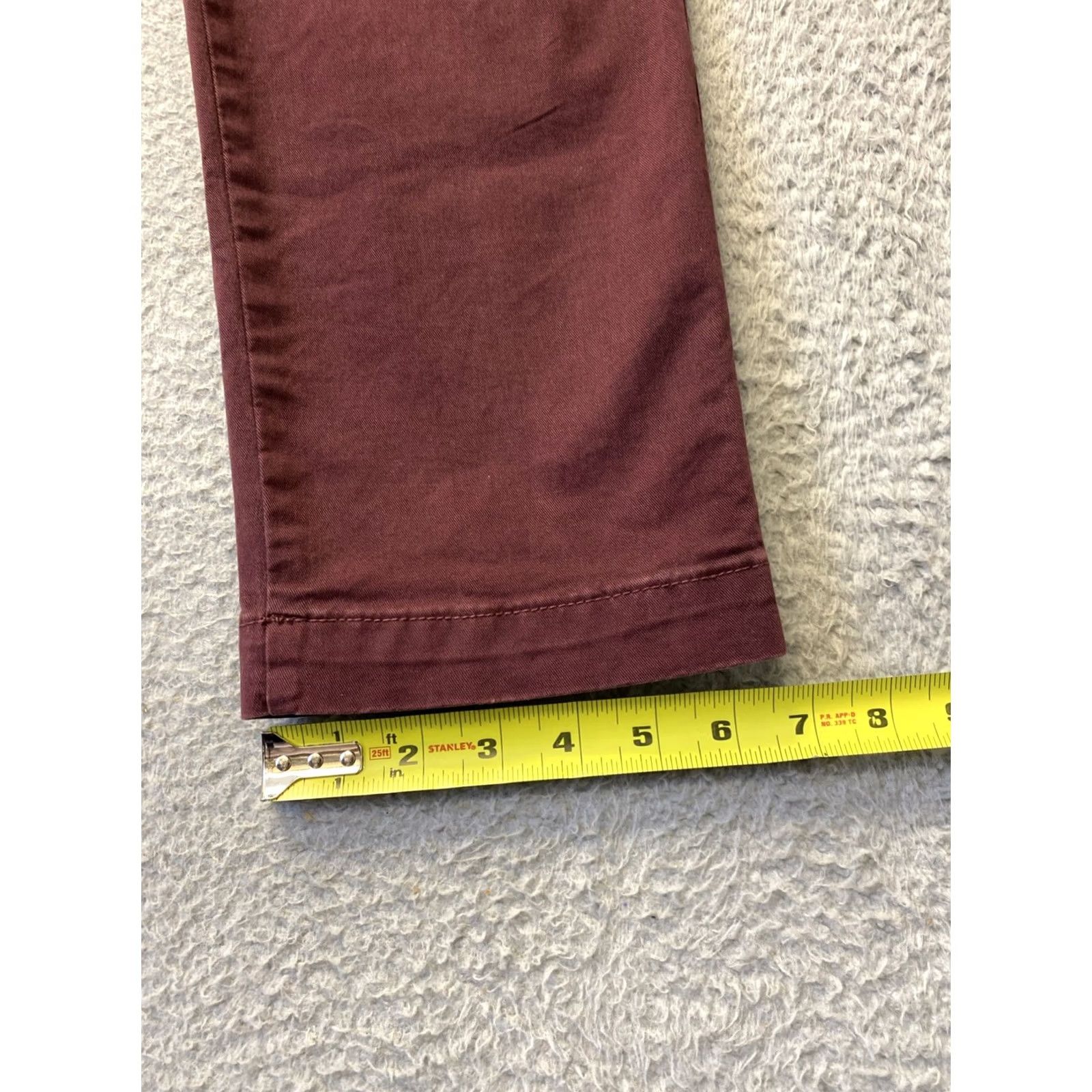 Gap Gap Chino Pants Mens 30x30 Maroon Cotton Casual Straight Size US 30 / EU 46 - 5 Thumbnail