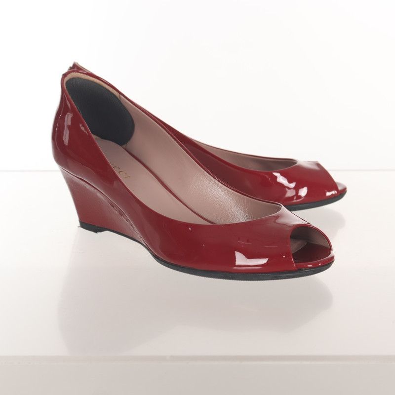 Gucci Gucci Red Peep-Toe Wedge Heels 0079 Size US 5 / IT 35 - 1 Thumbnail