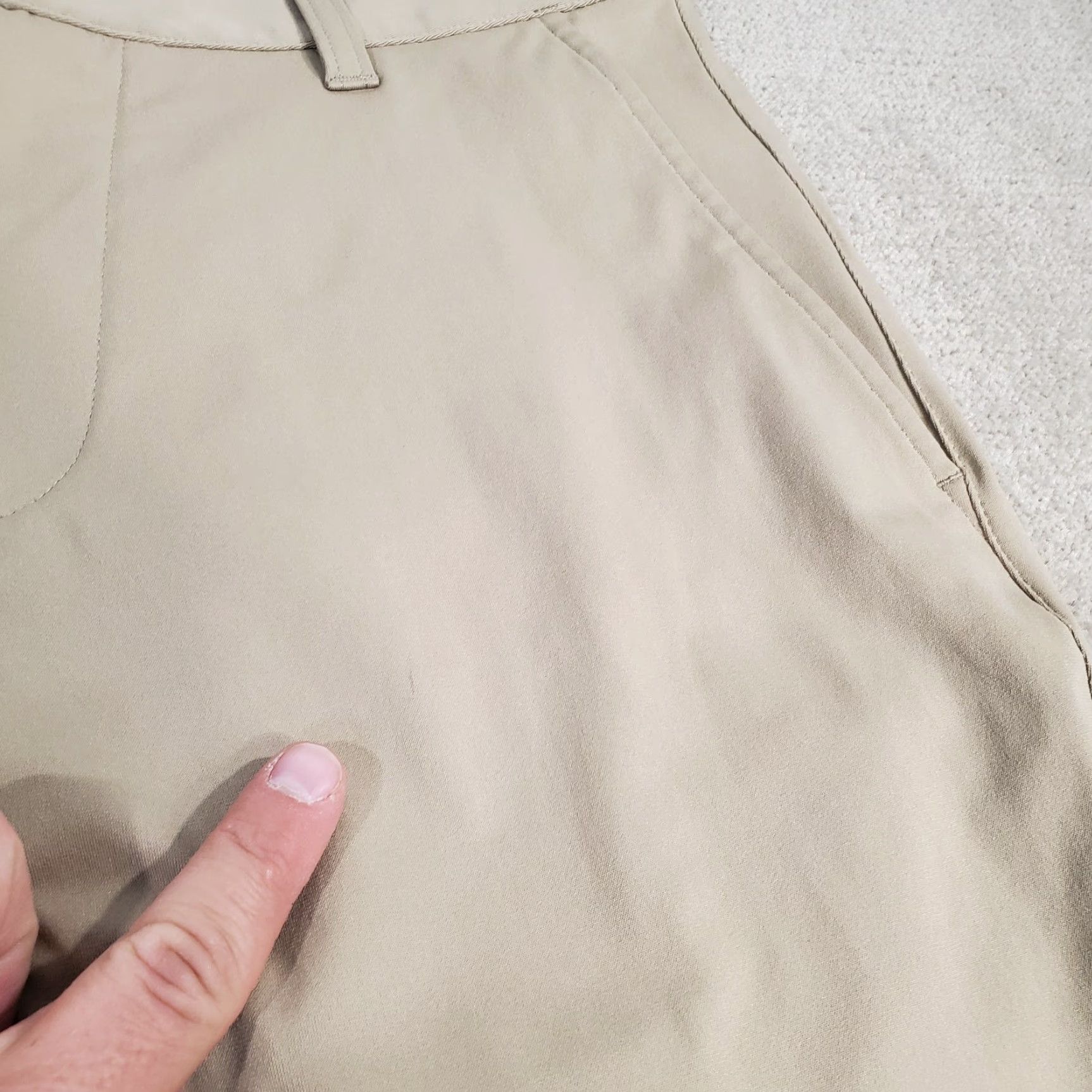 Rhone Rhone Pants Mens 28x29 Beige Chinos Golf Performance Lightweight Solid Casual Pants Mens Beige 28x29 Chino Logo Pockets Regular Inseam 29 Size US 28 / EU 44 - 3 Thumbnail