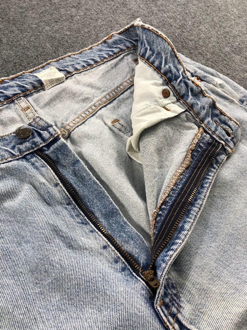 Levi's Vintage Light Wash Levis 505 Jeans-JM774 Size US 36 / EU 52 - 7 Thumbnail