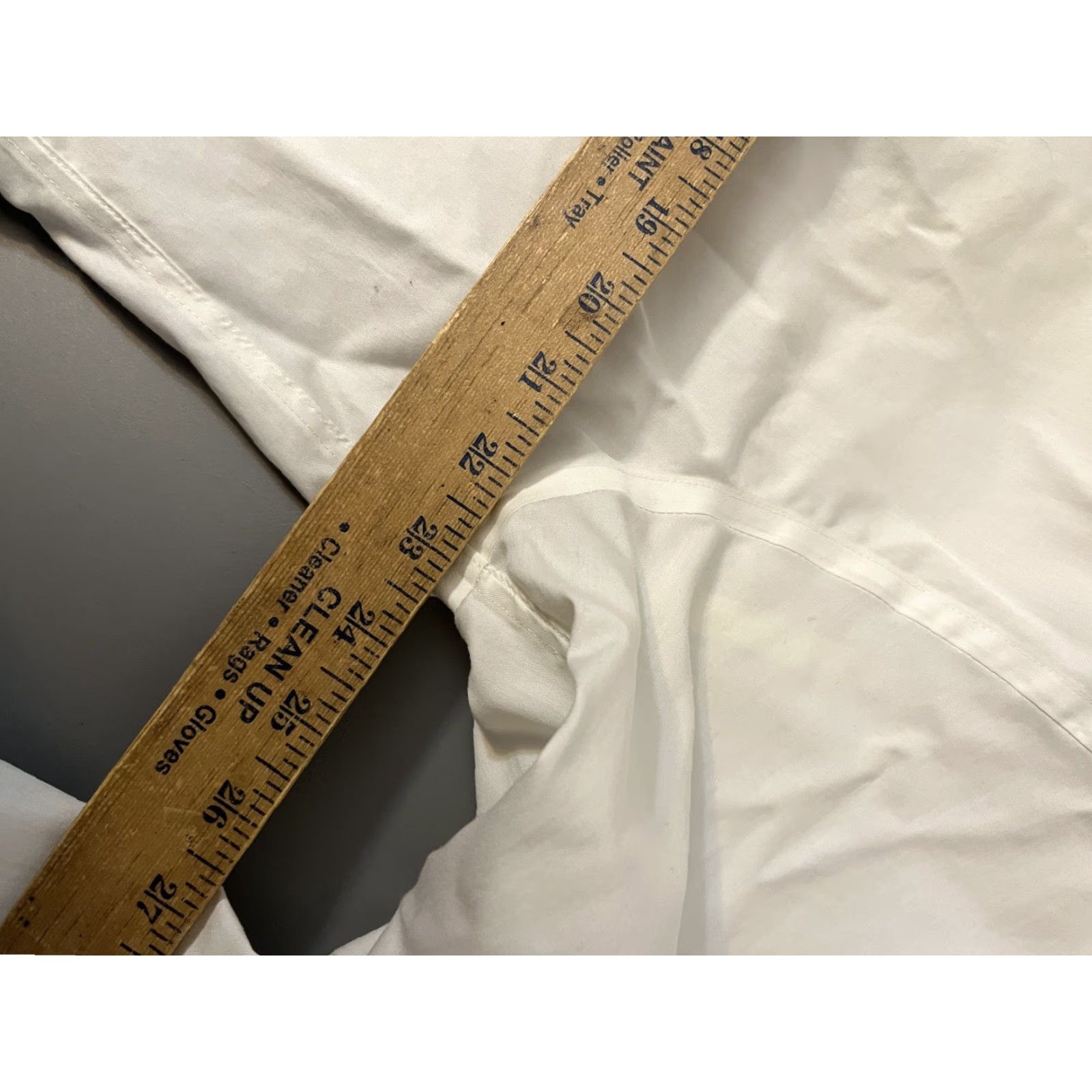 Calvin Klein Calvin Klein Shirt Regular Fit White Solid 17 Non Iron Performance Dress Shirt Long Sleeve Collar Mens Size US XL / EU 56 / 4 - 5 Thumbnail