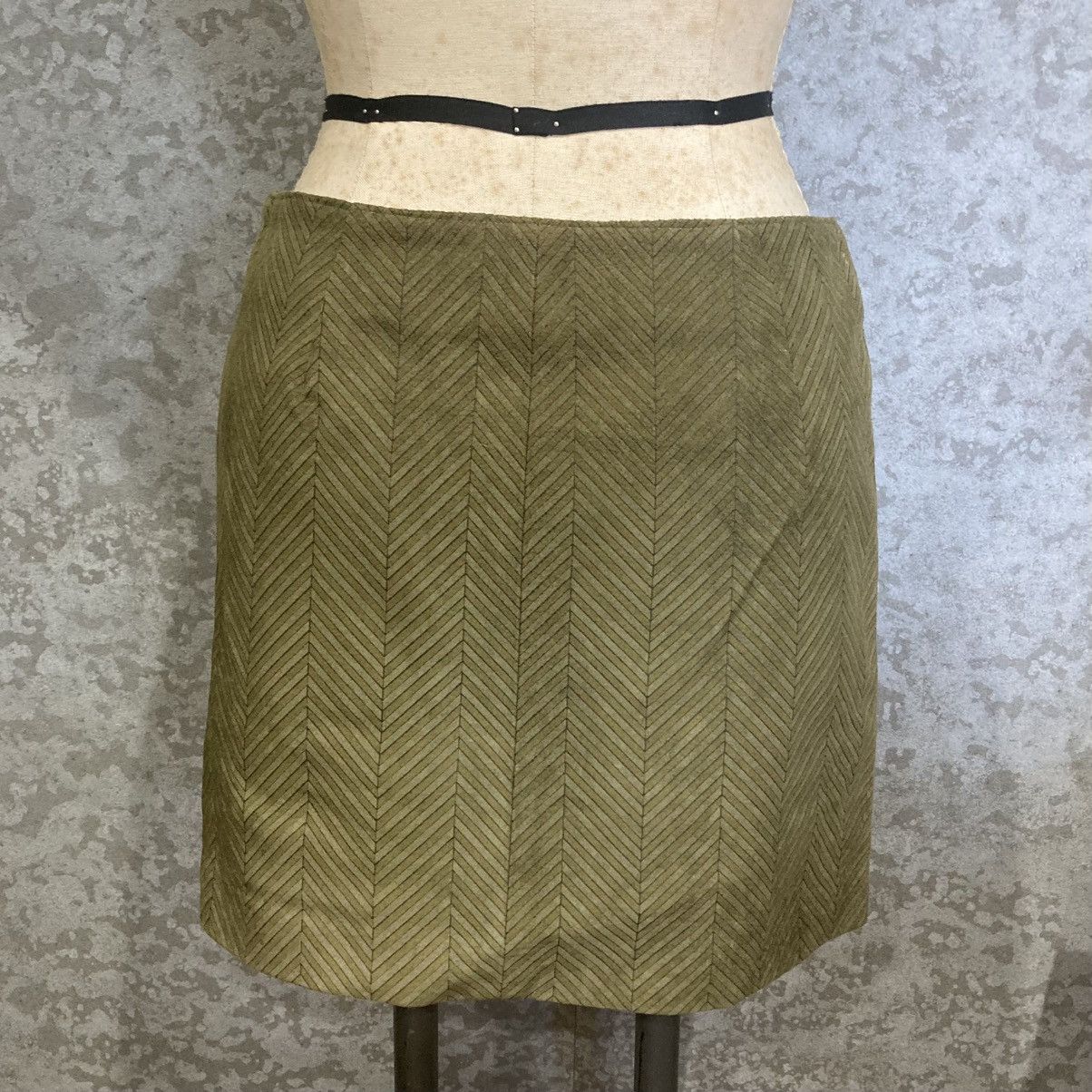 Japanese Brand 2000s Runway Pig Suede Mini Skirt Y2K Archive Leather Size 26" / US 2 / IT 38 - 6 Thumbnail