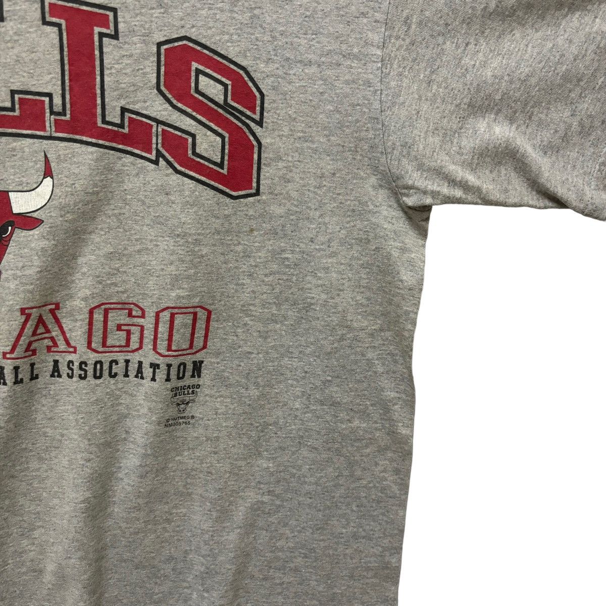 NBA × Vintage Vintage Chicago Bulls Basketball Association Tshirt Size US L / EU 52-54 / 3 - 7 Thumbnail