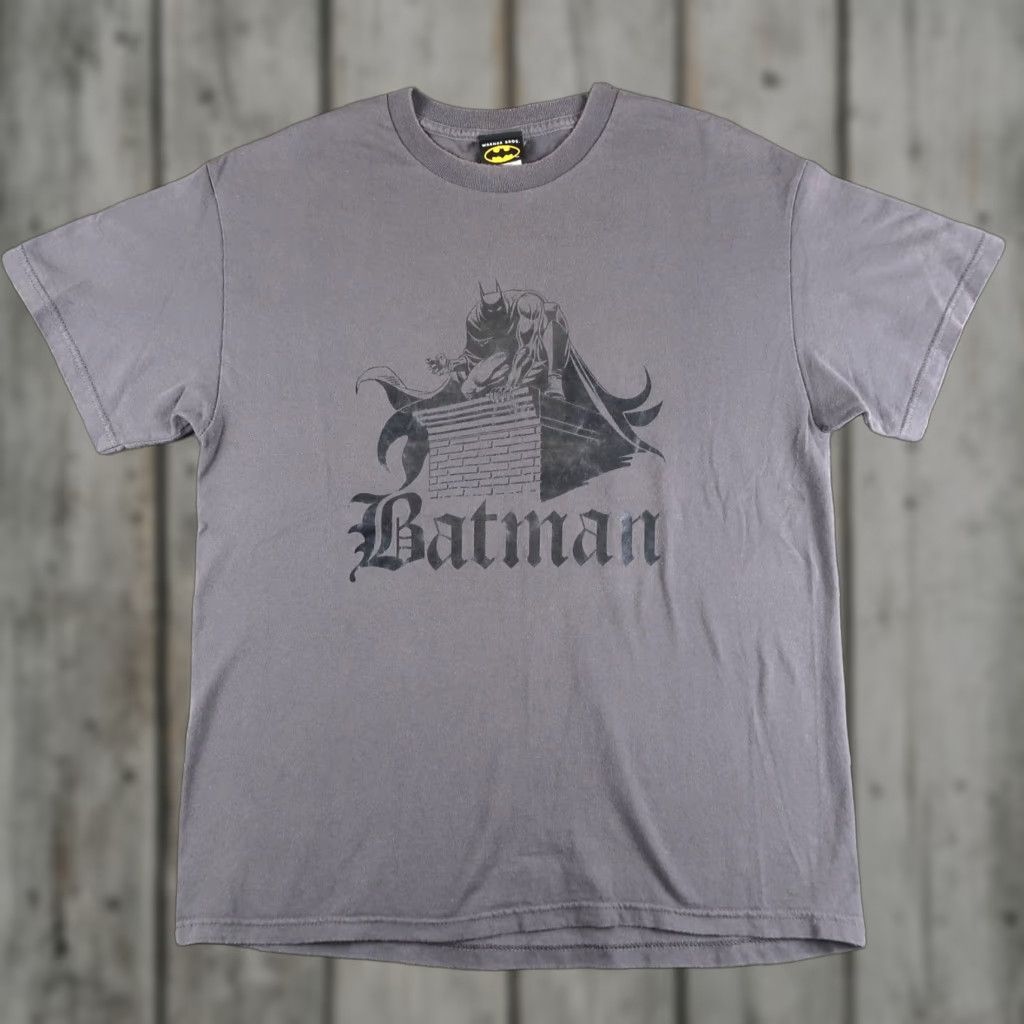Vintage VINTAGE Batman T-Shirt Mens L Gray Logo Movie 2000s Warner Bros Shirt Short Sleeve Crew Neck Size US L / EU 52-54 / 3 - 1 Thumbnail