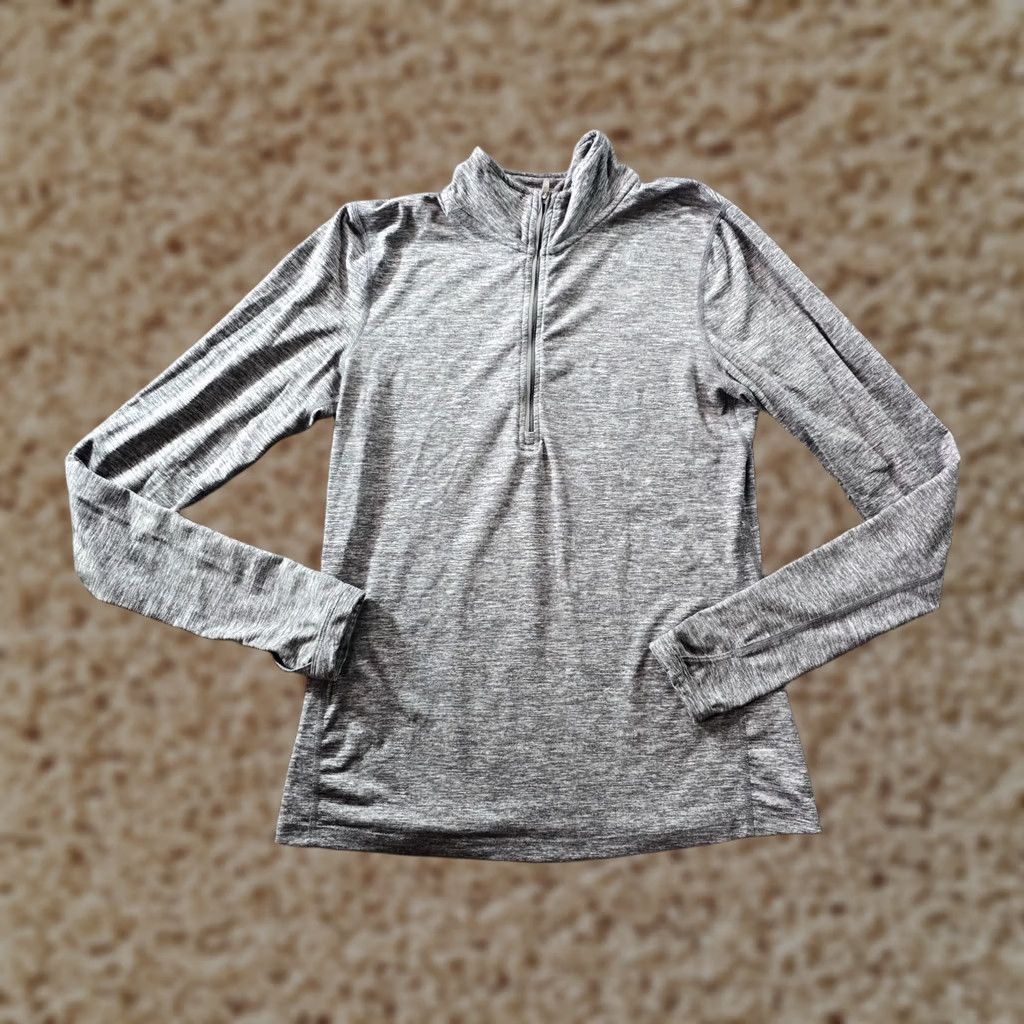 Nike Nike Top Women S Gray 1/4 Zip Long Sleeve Dri-Fit Running Athletic Basic Size S / US 4 / IT 40 - 1 Thumbnail