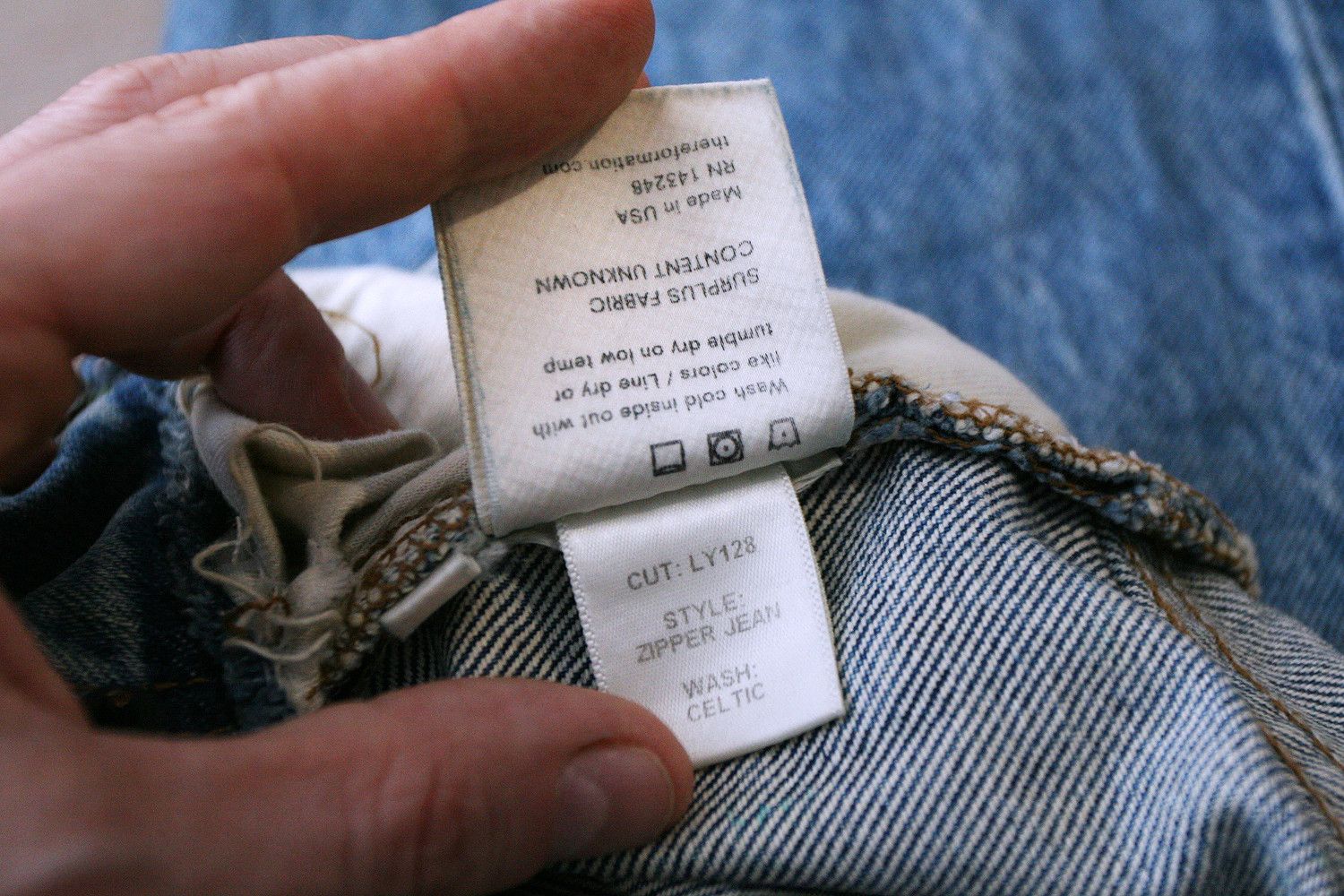 Reformation $149 Reformation Zipper Jean Blue Celtic Jeans distressed Size 26" / US 2 / IT 38 - 6 Thumbnail