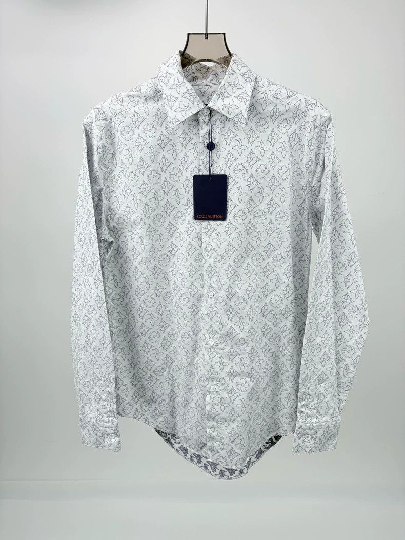 Louis Vuitton LOUIS VUITTON LV Logo Long Sleeve Shirt Size US L / EU 52-54 / 3 - 1 Thumbnail