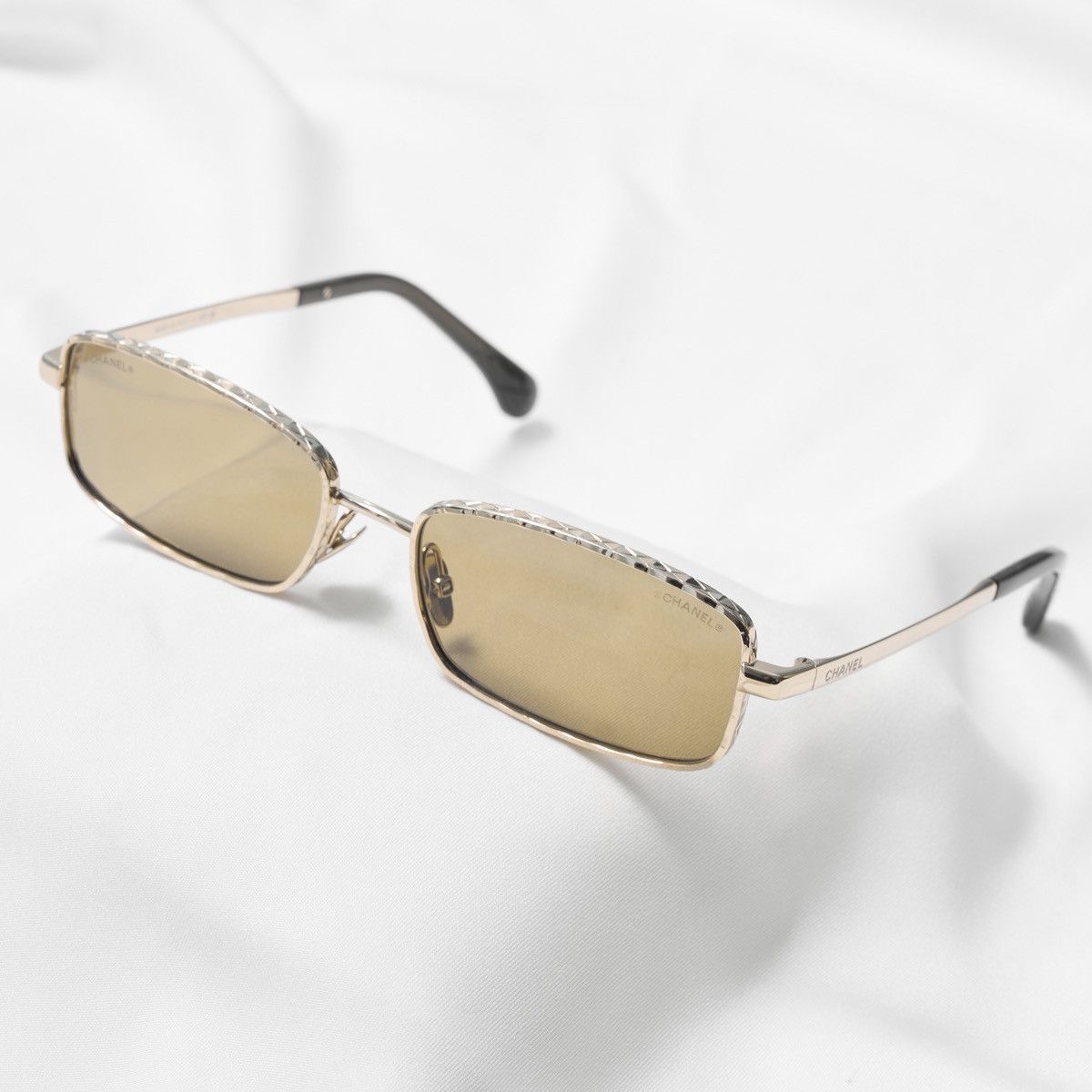 Chanel CHANEL 0CH4295 C468/2 SUNGLASSES Size ONE SIZE - 2 Thumbnail