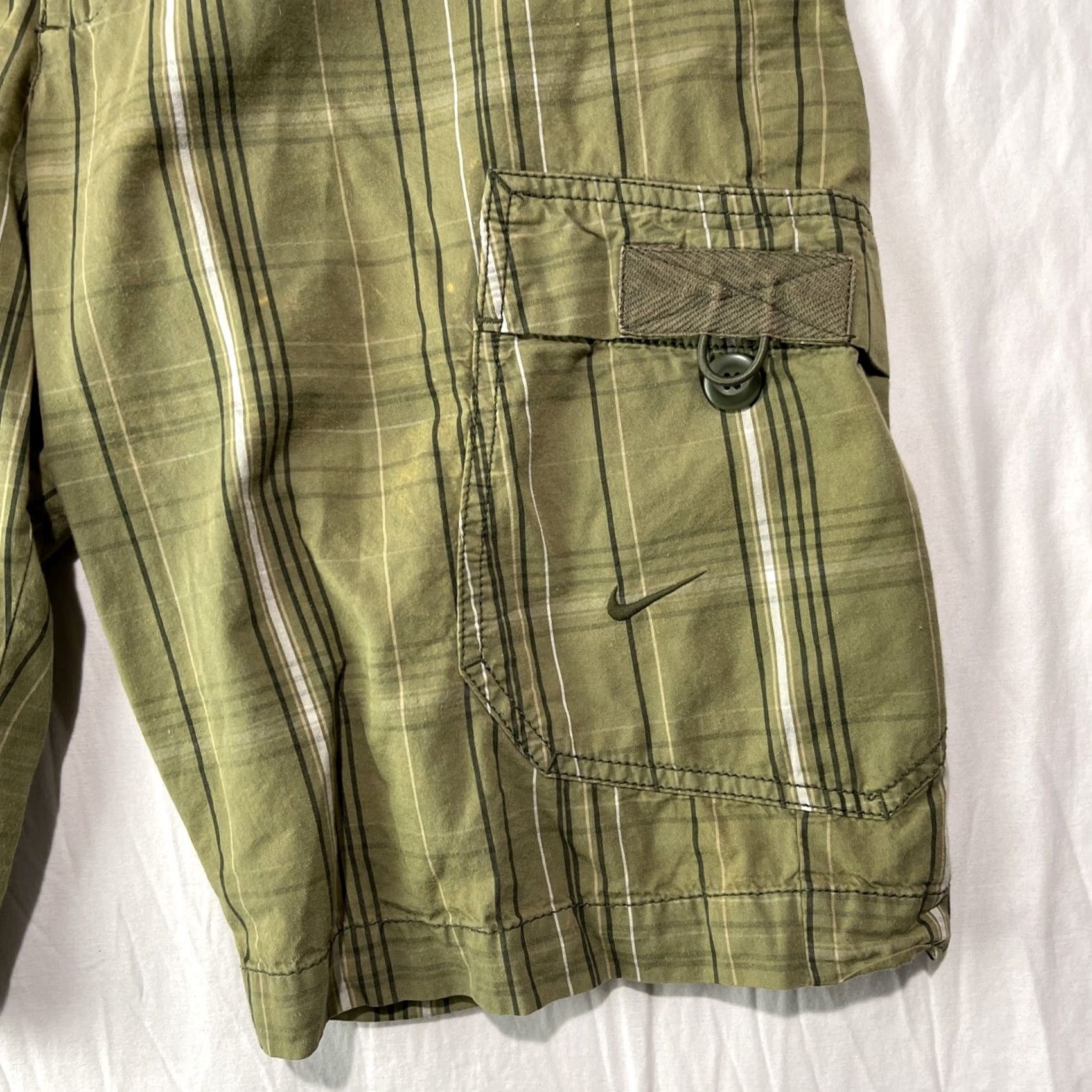 Nike VINTAGE Nike Shorts Mens M Green Hiking Outdoor Plaid Drawstring Swoosh Size US 31 - 2 Thumbnail