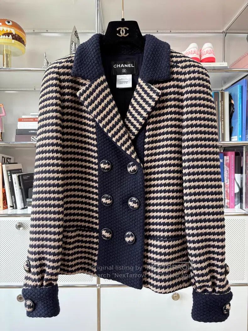Chanel Chanel 15B Khaki dark blue striped lapel double-breasted k Size XS / US 0-2 / IT 36-38 - 1 Thumbnail