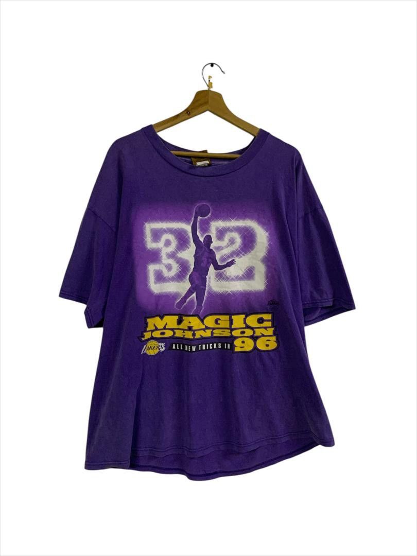 Vintage Vintage Lakers Shirt By Magic Johnson 1996 Size US XL / EU 56 / 4 - 1 Thumbnail