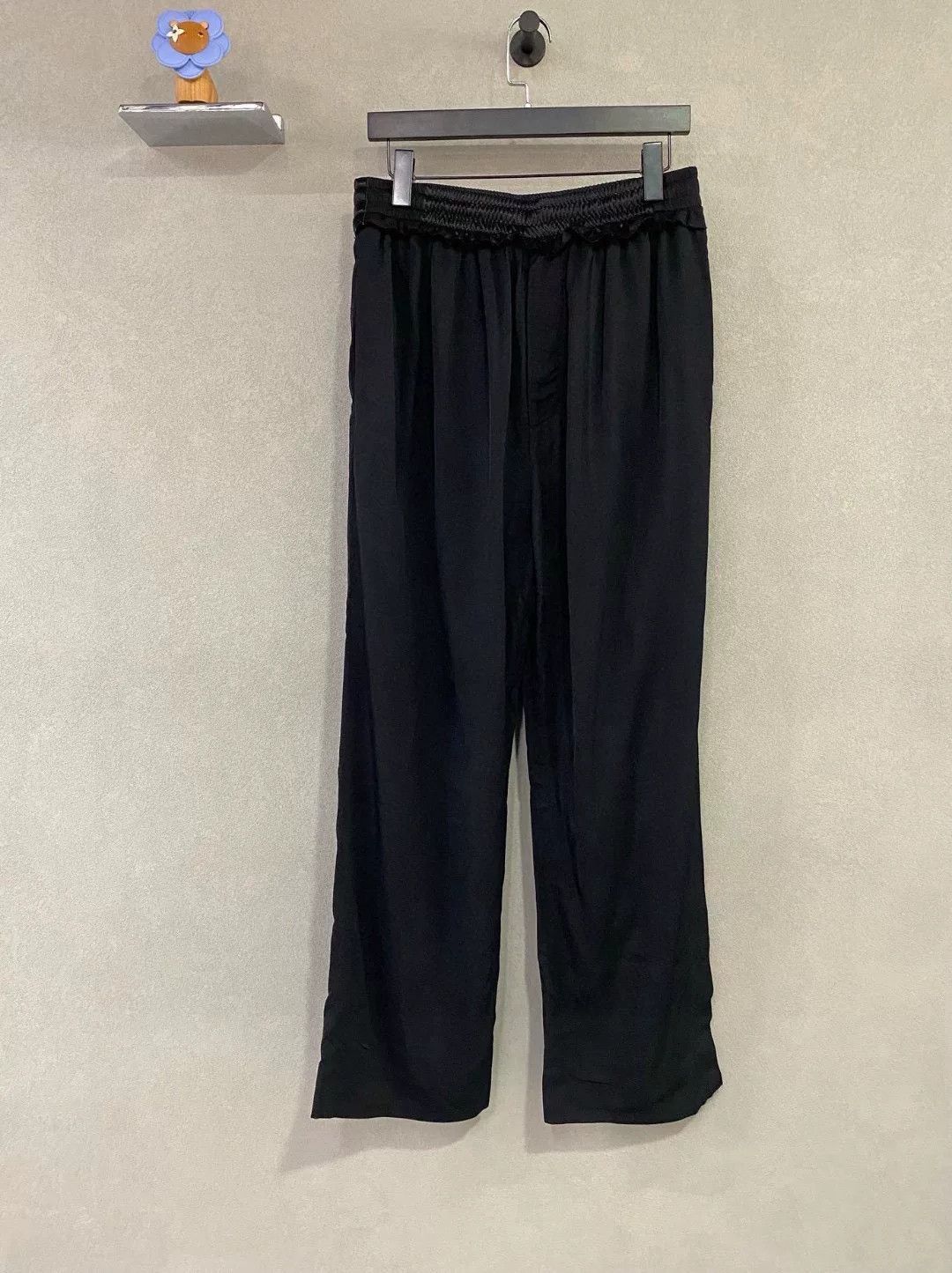 Balenciaga Balenciaga Loose Casual Pants Size US 38 / EU 54 - 1 Thumbnail