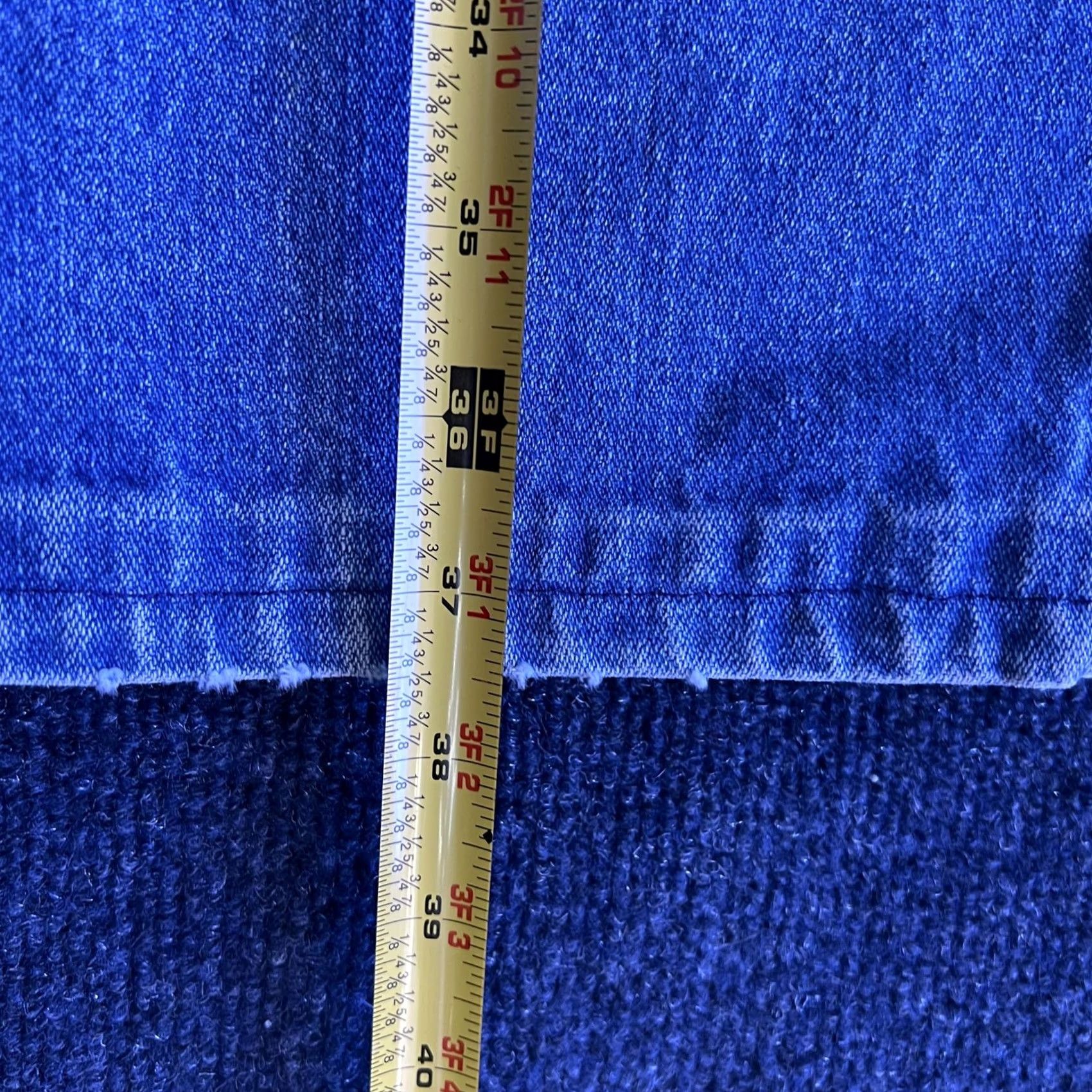 Wrangler Vintage Wrangler Jeans Mens 34x31 Blue Stone Wash Denim Straight Leg Pants Size US 34 / EU 50 - 6 Thumbnail